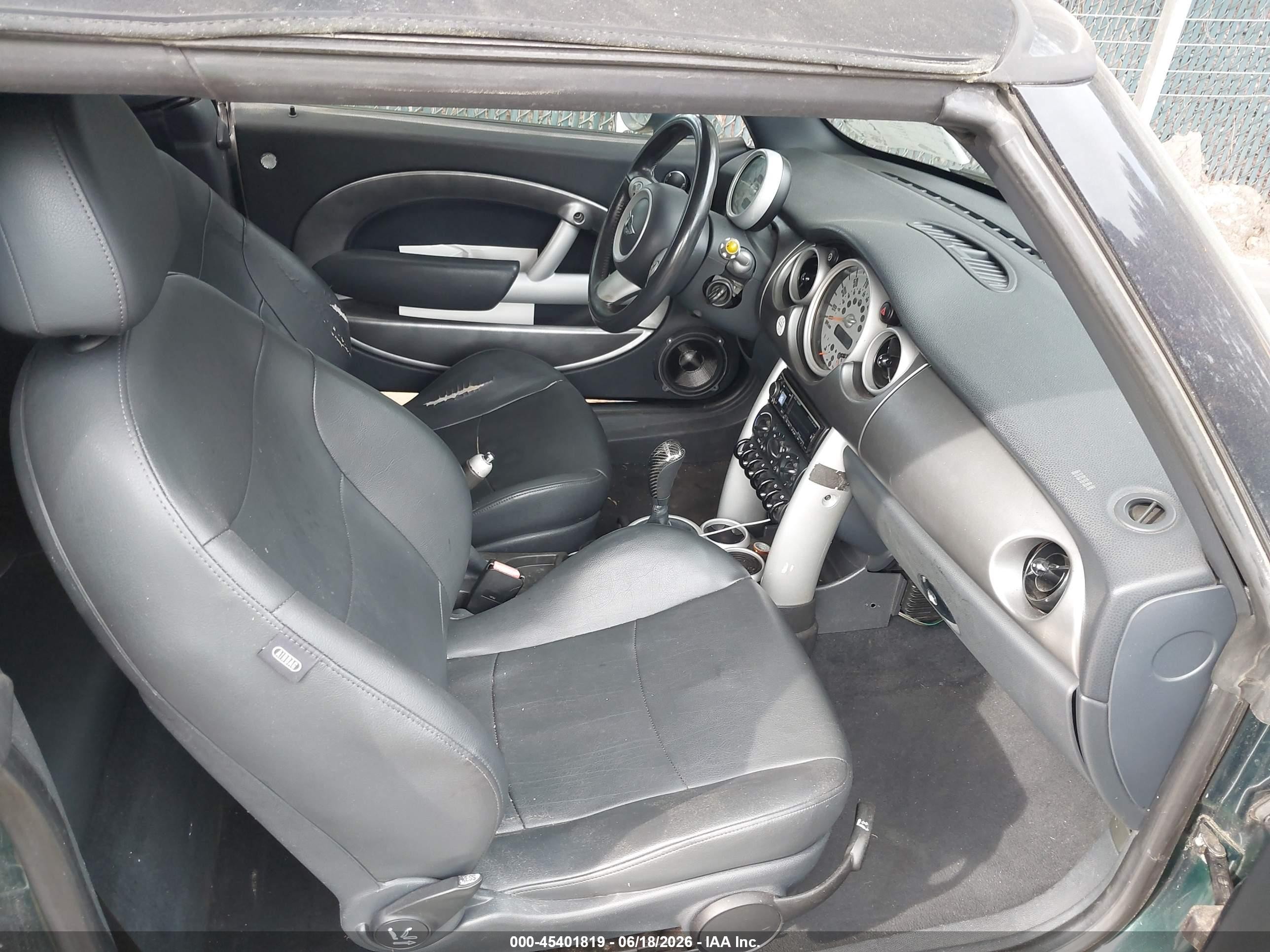 2006 Mini Cooper S   Green vin: WMWRH33546TJ42204