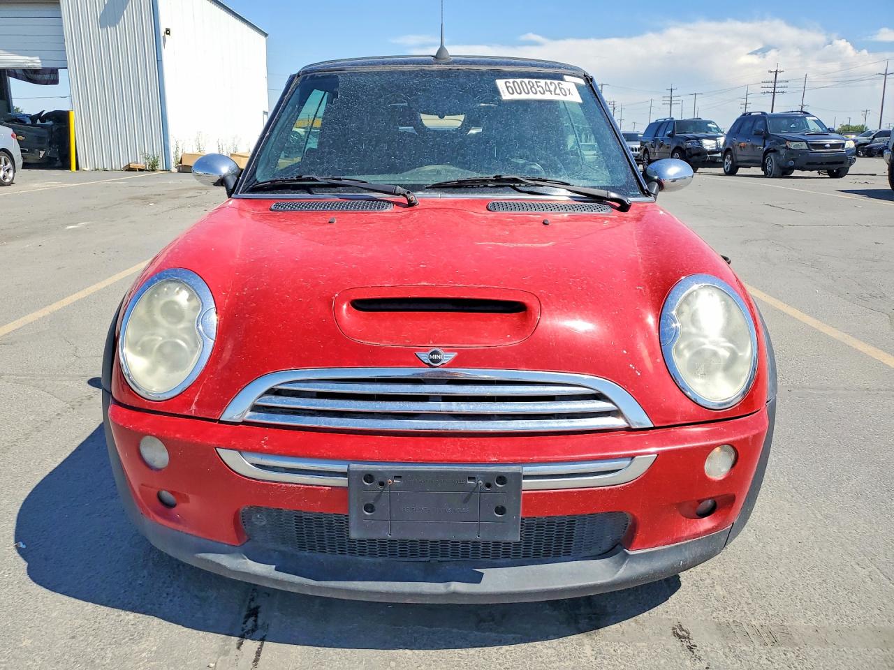 2005 Mini Cooper S Red vin: WMWRH33555TF83745