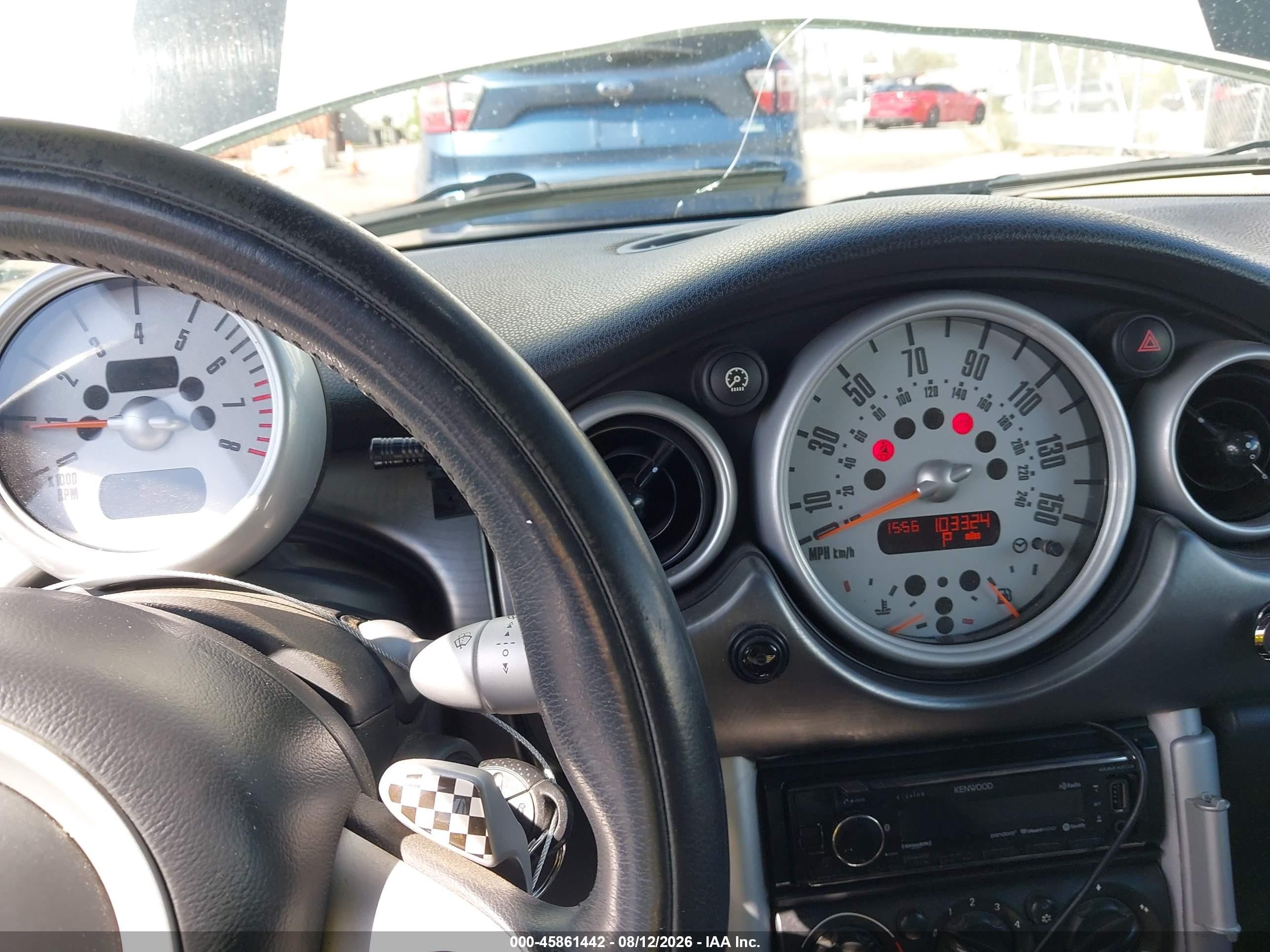2006 Mini Cooper S   White vin: WMWRH33566TK59041