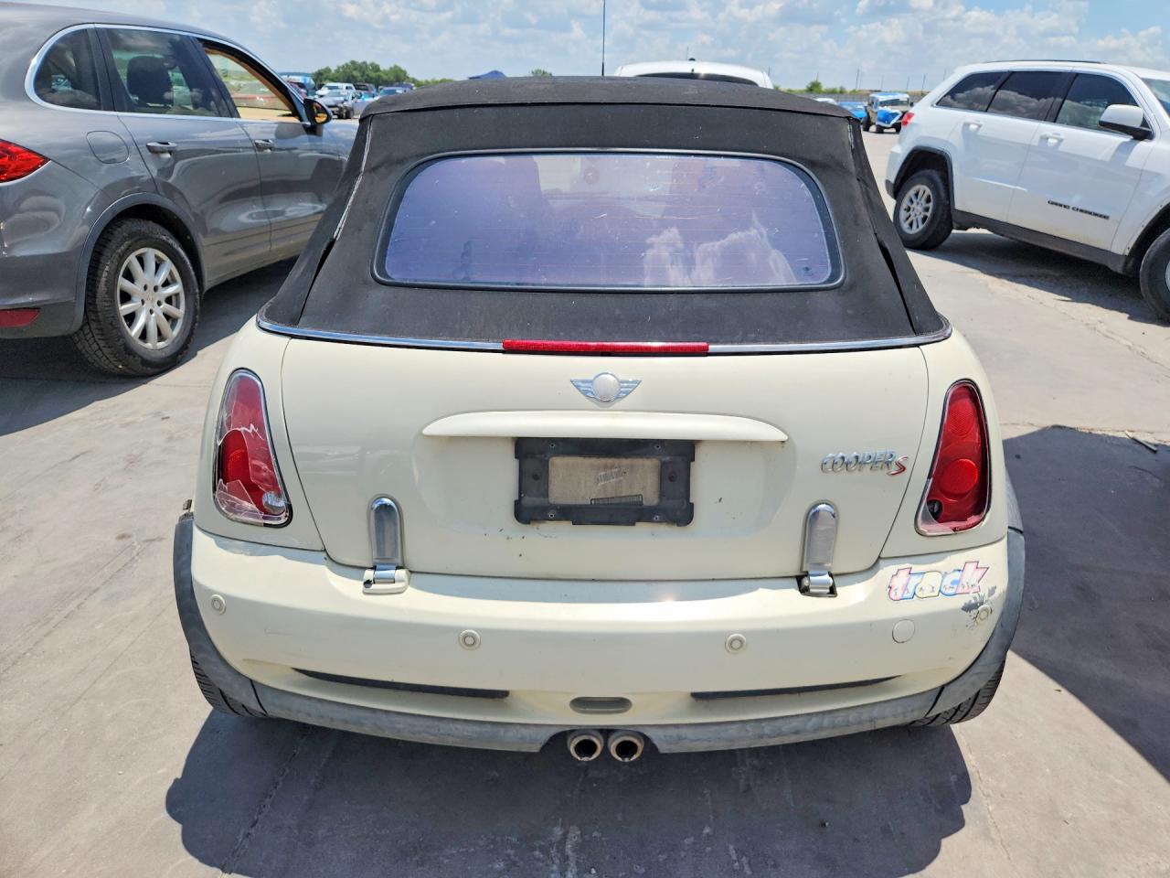 2007 Mini Cooper S Cream vin: WMWRH33567TL94554