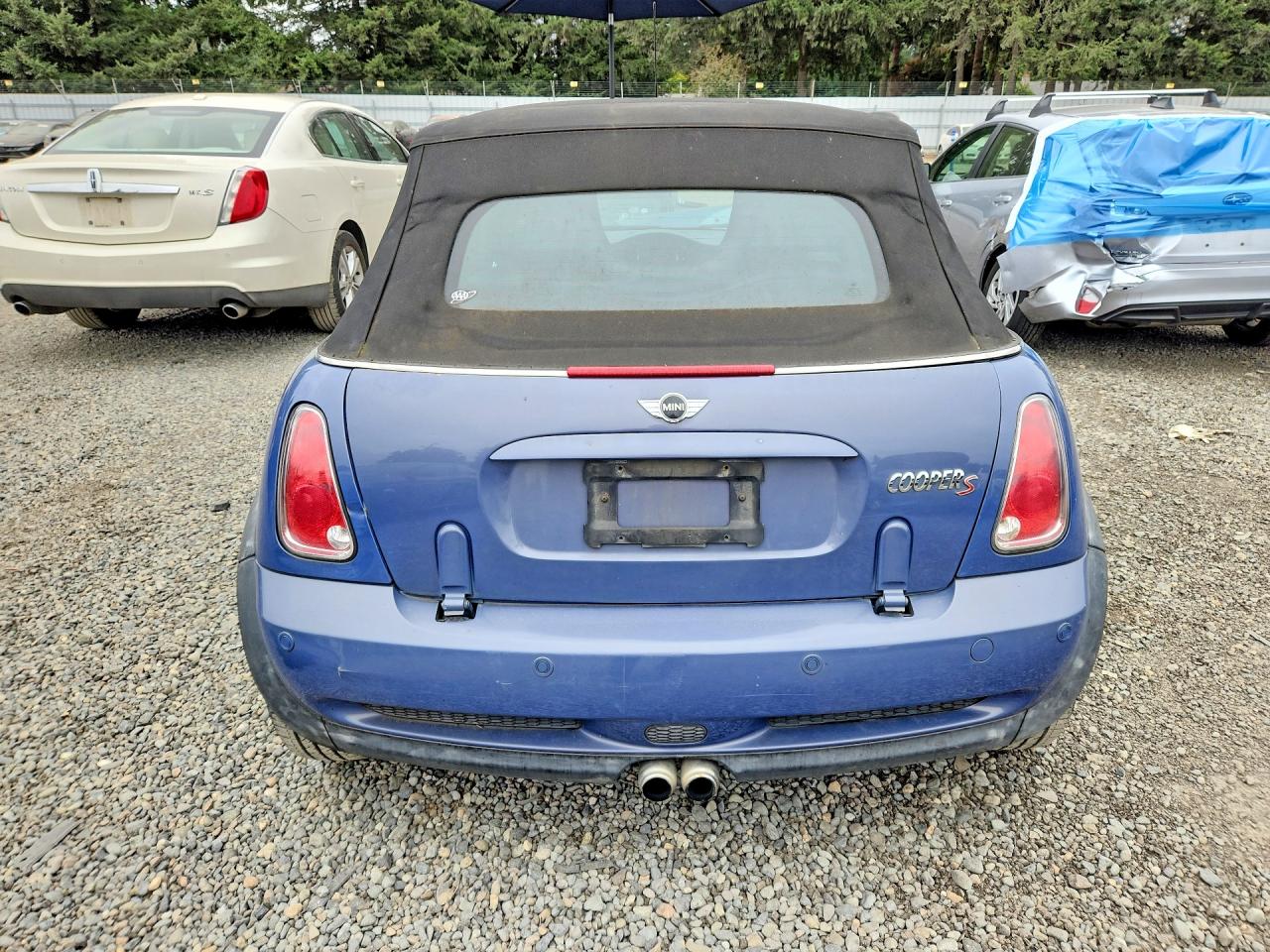 2005 Mini Cooper S Blue vin: WMWRH33575TF85495