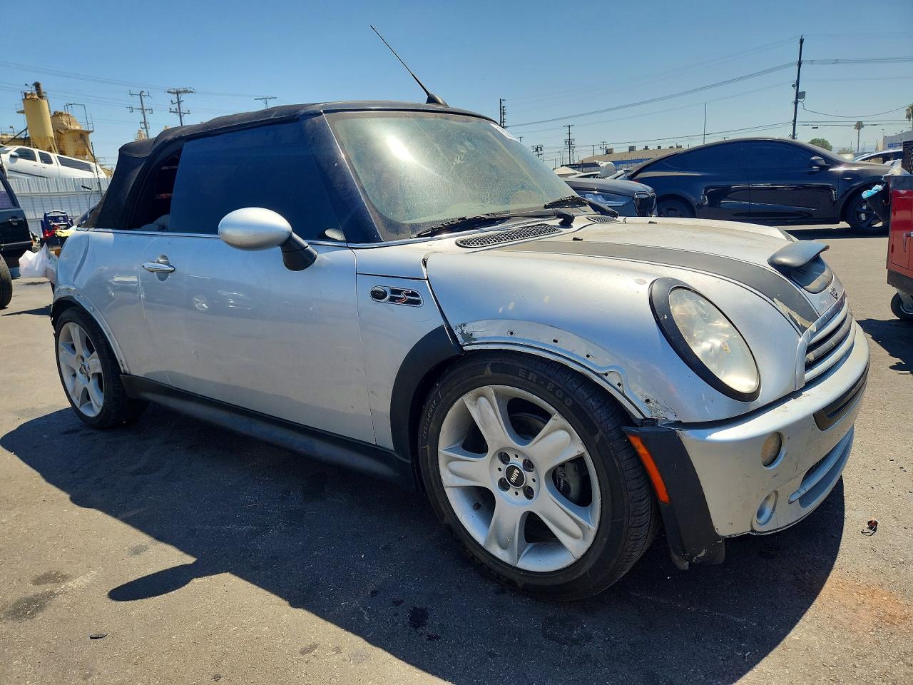 2006 Mini Cooper S Silver vin: WMWRH33576TF87846