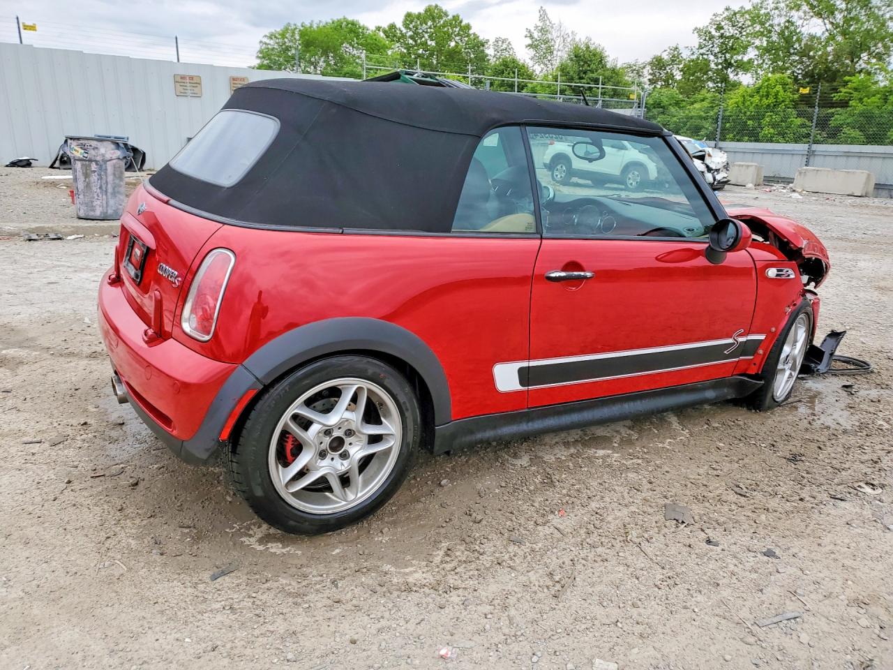 2006 Mini Cooper S Two Tone vin: WMWRH33576TL93010