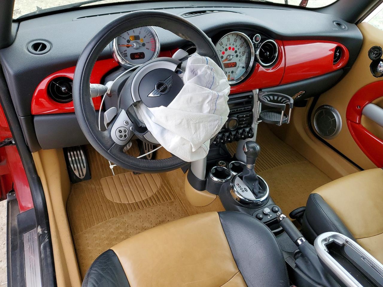 2006 Mini Cooper S Two Tone vin: WMWRH33576TL93010