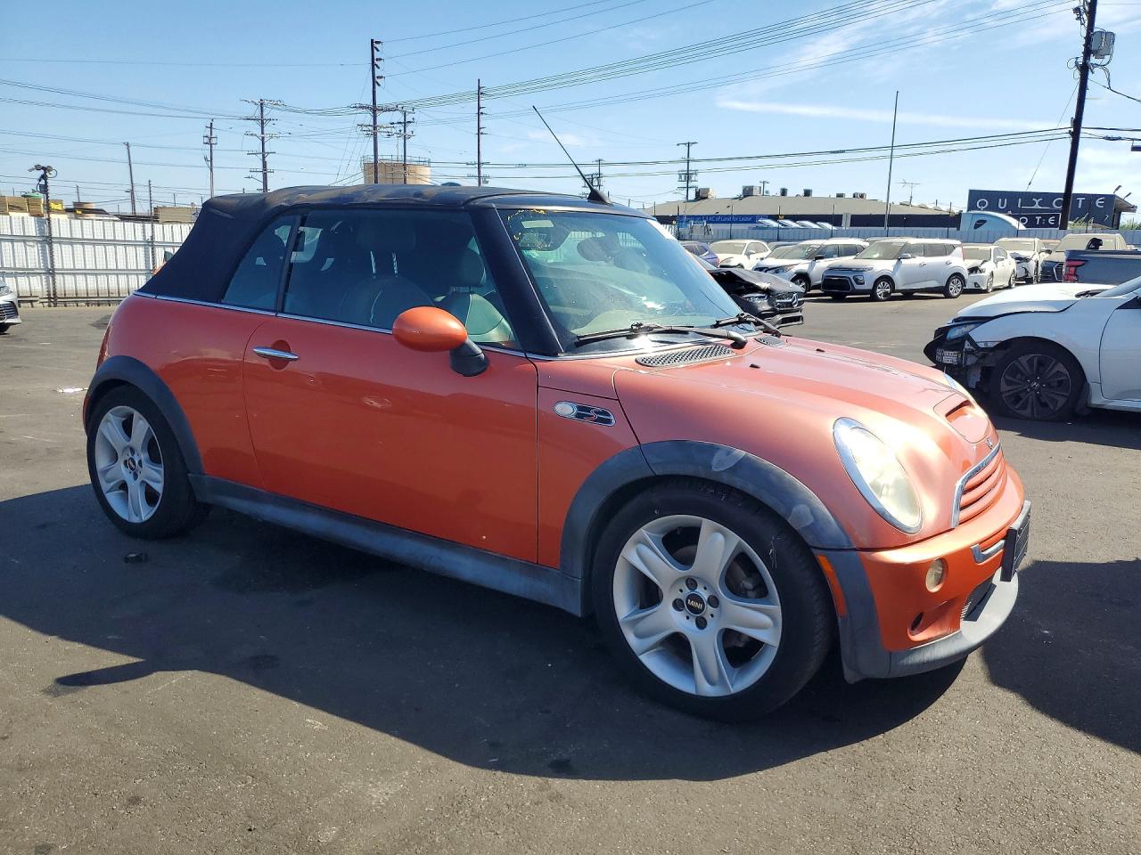 2006 Mini Cooper S Orange vin: WMWRH33586TK59185