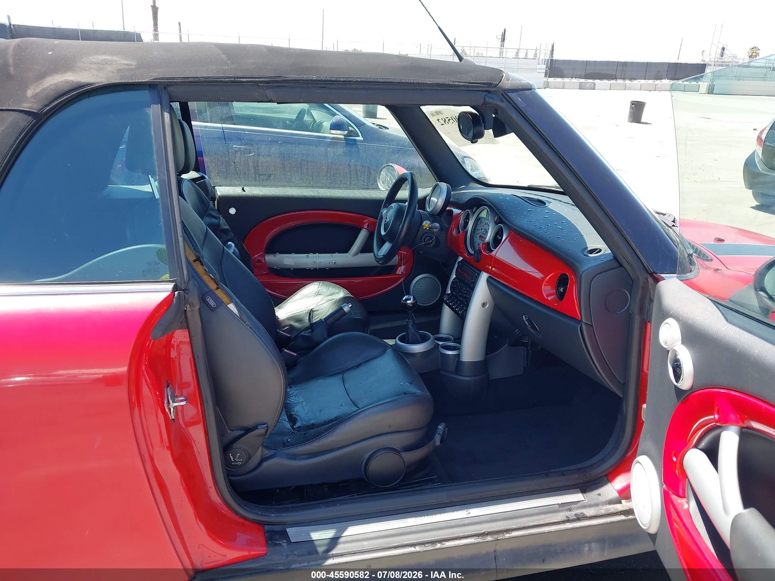 2007 Mini Cooper S   Red vin: WMWRH33587TJ43440