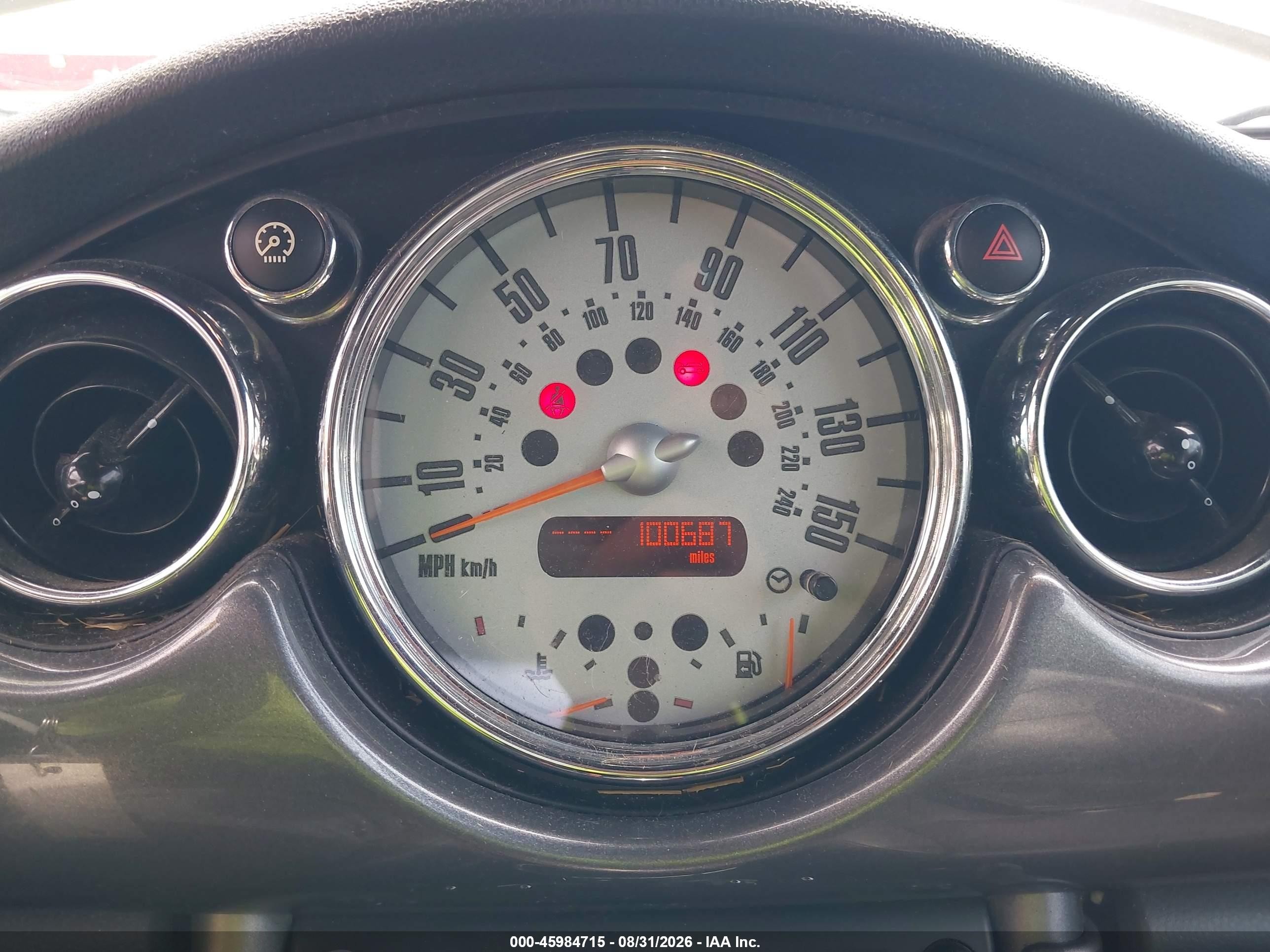 2007 Mini Cooper S   Silver vin: WMWRH33587TJ43759