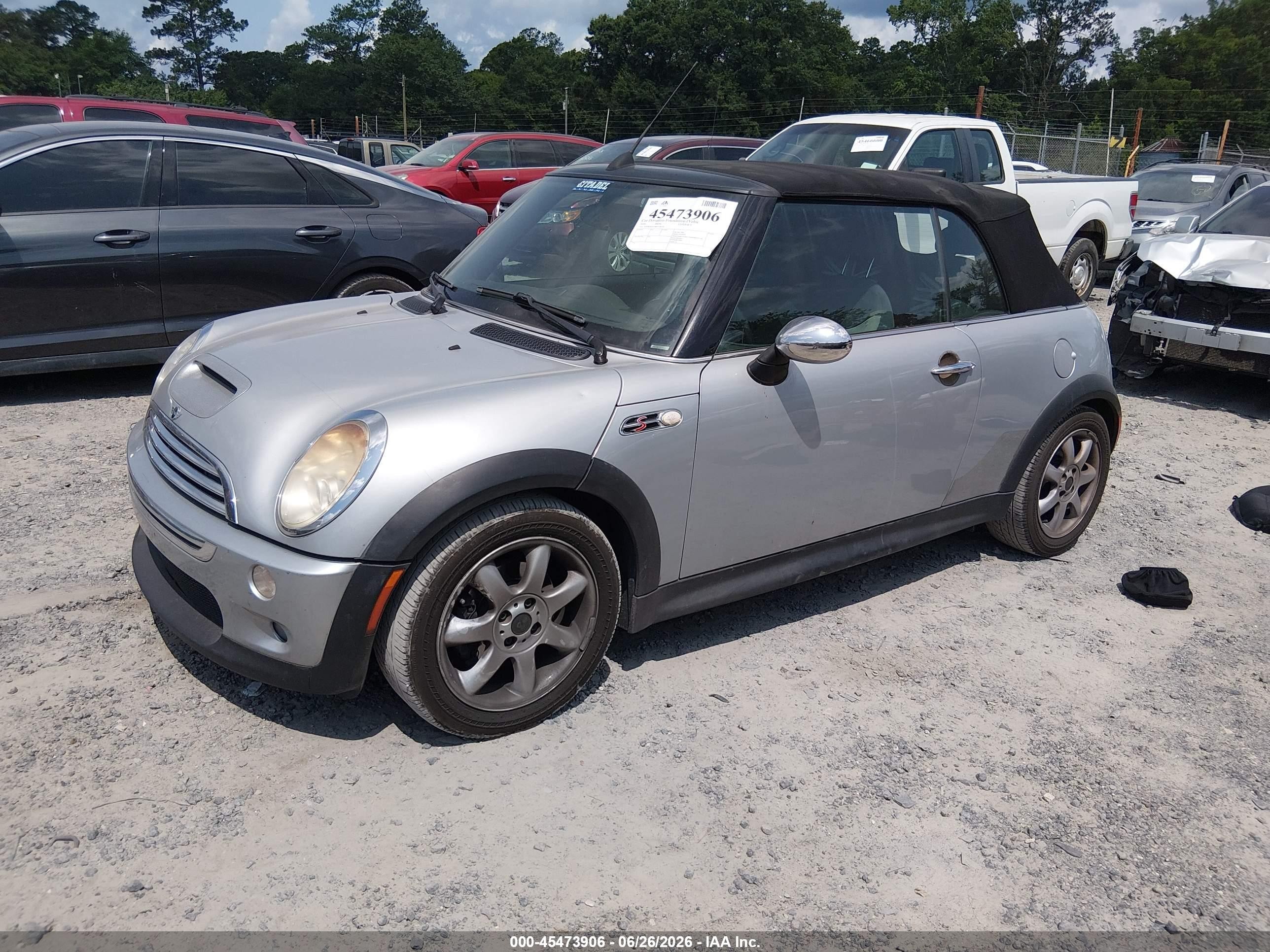 2008 Mini Cooper S   Silver vin: WMWRH33588TU80725