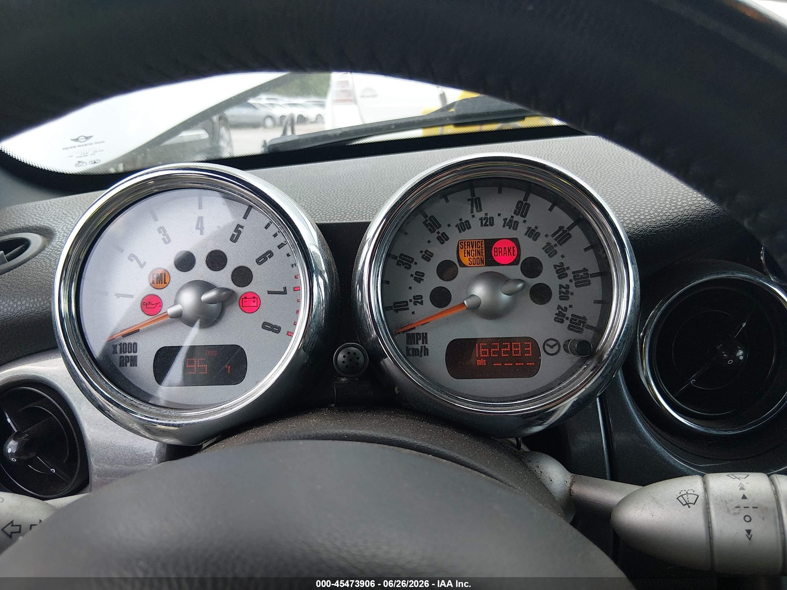 2008 Mini Cooper S   Silver vin: WMWRH33588TU80725