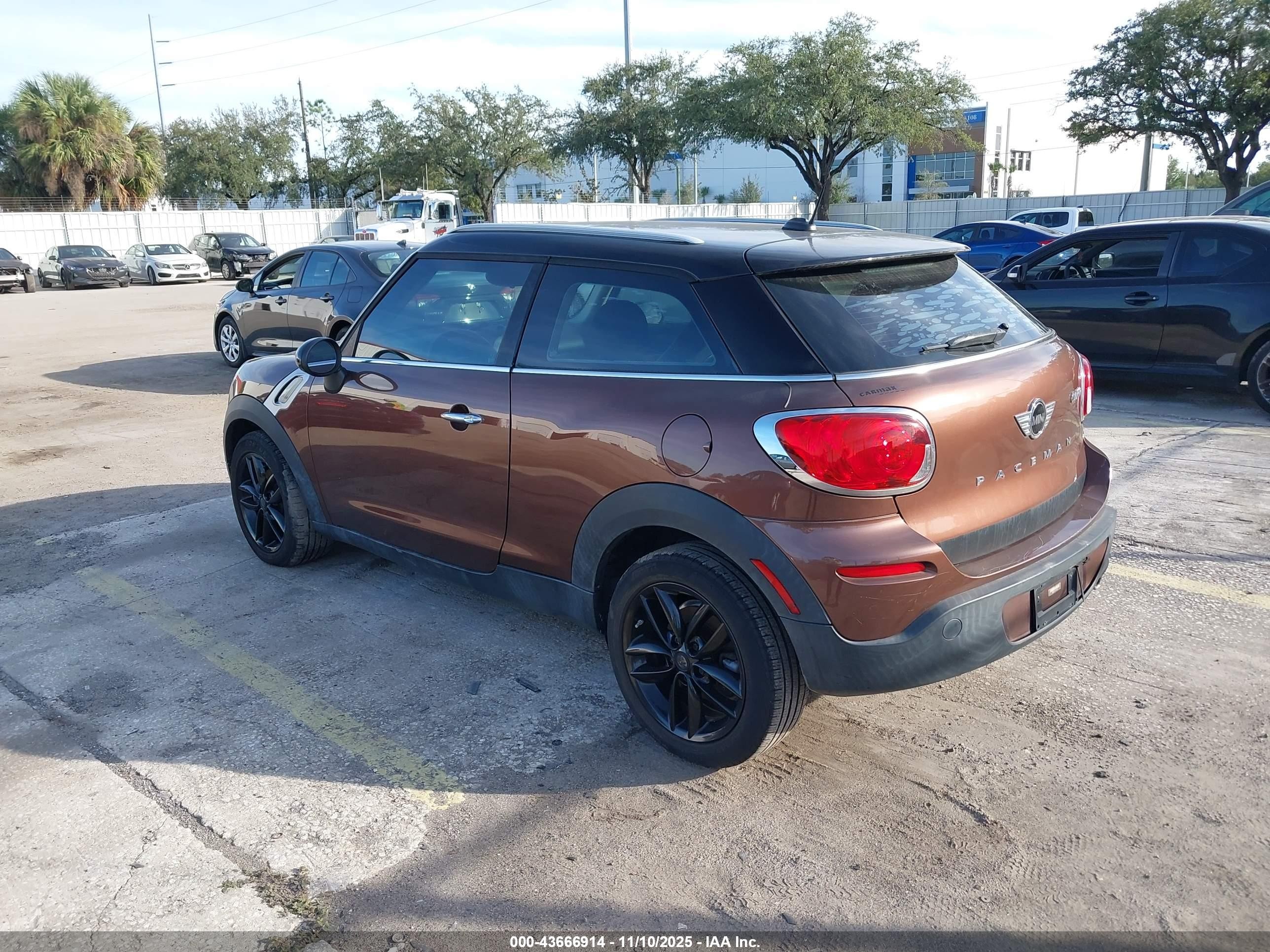 2014 Mini Paceman Cooper Коричневый vin: WMWSS1C51EWN94406