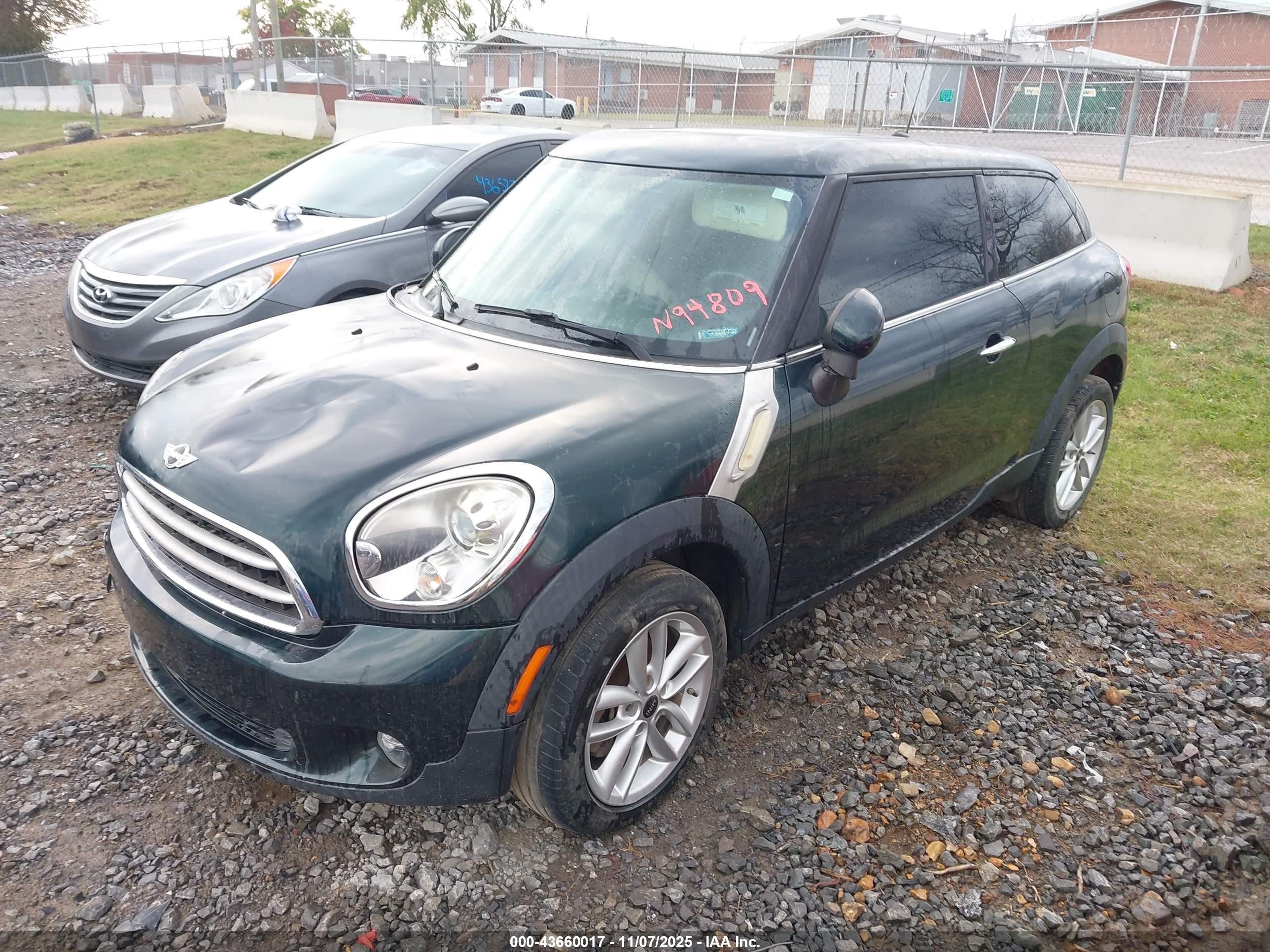 2014 Mini Paceman Cooper Green vin: WMWSS1C51EWN94809