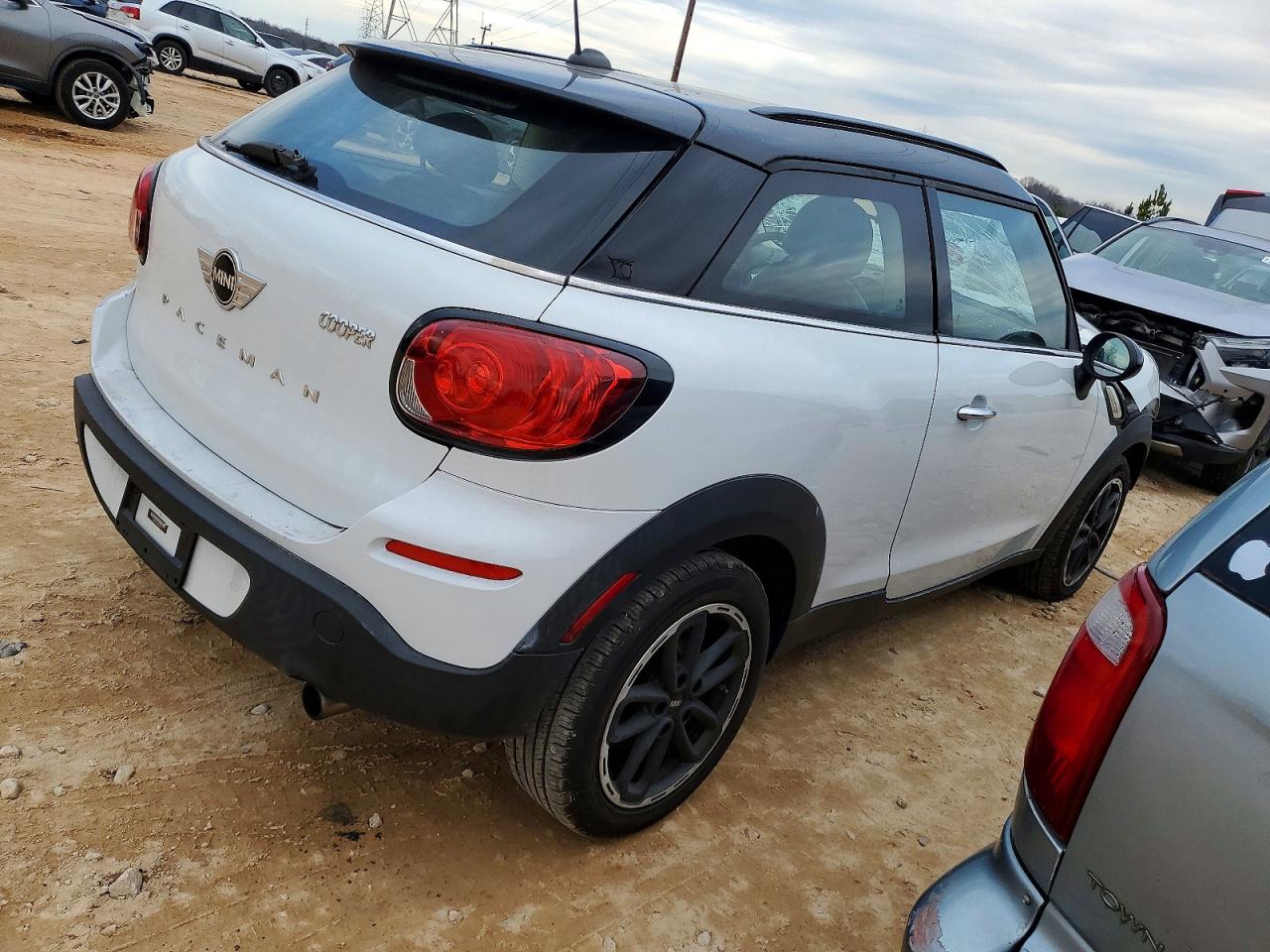 2015 Mini Cooper Paceman Белый vin: WMWSS1C51FWN46731