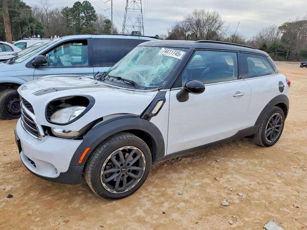 2015 Mini Cooper Paceman White vin: WMWSS1C51FWN46731