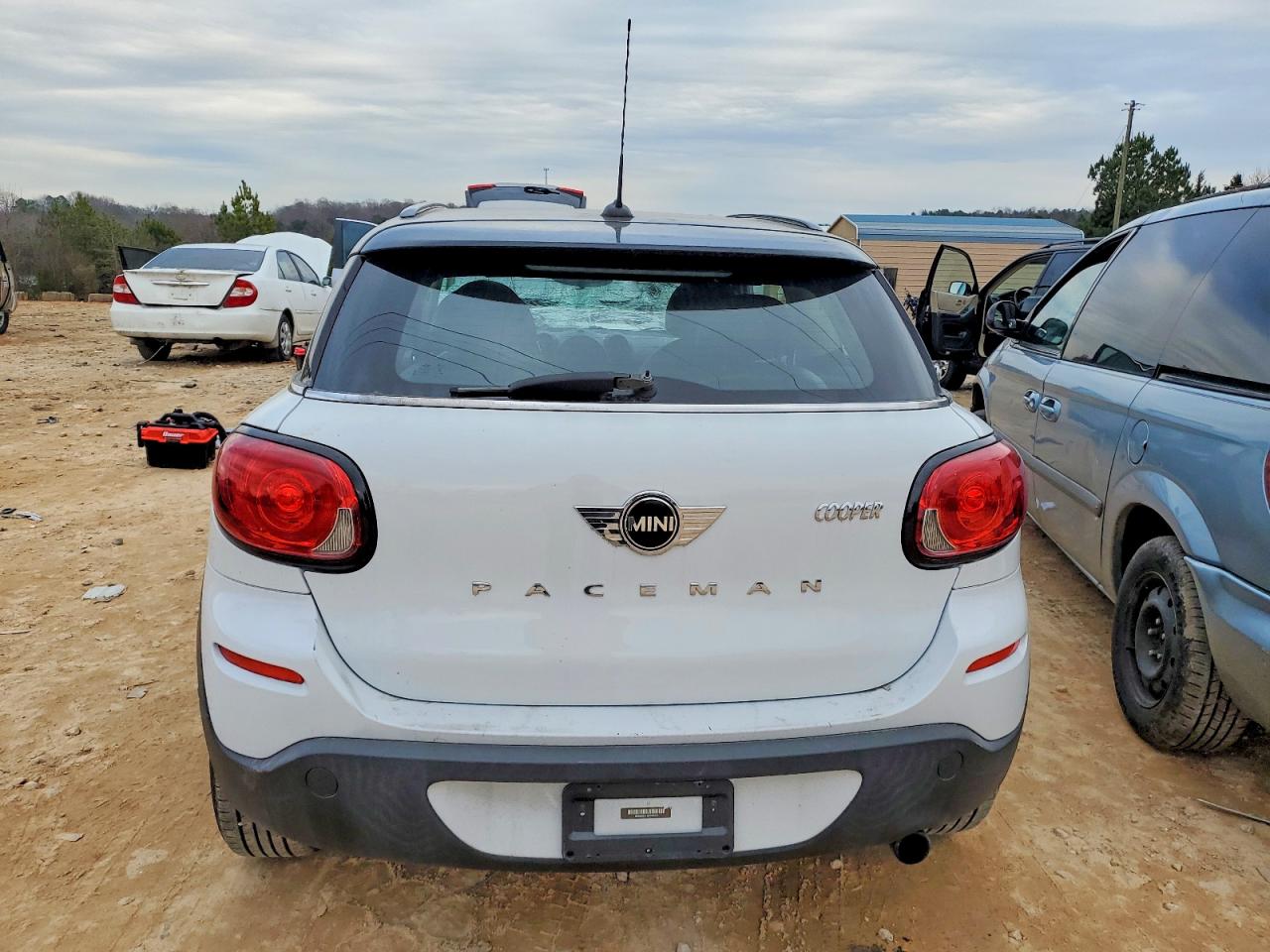 2015 Mini Cooper Paceman Белый vin: WMWSS1C51FWN46731