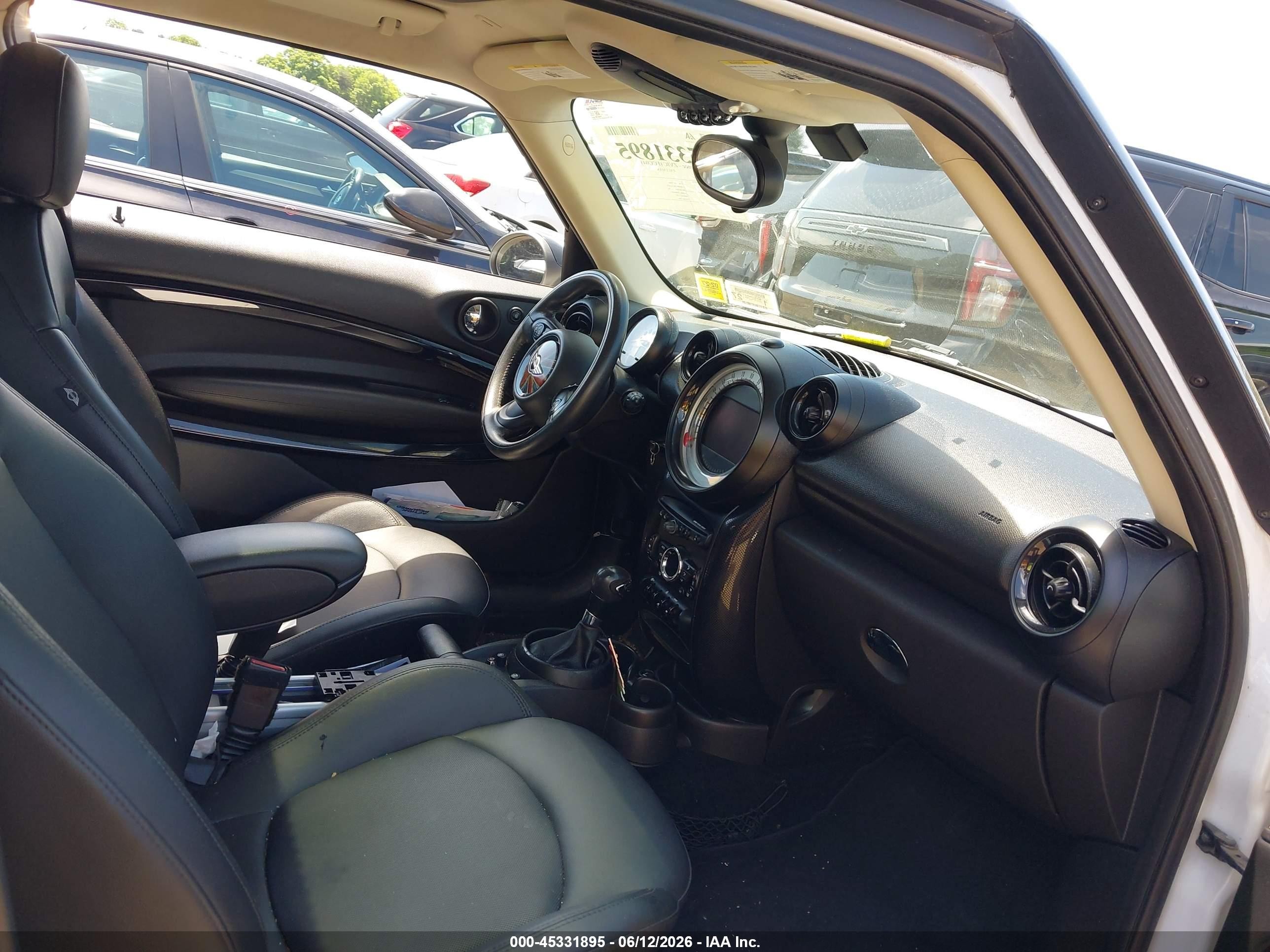 2014 Mini Cooper Paceman   White vin: WMWSS1C53EWN94679