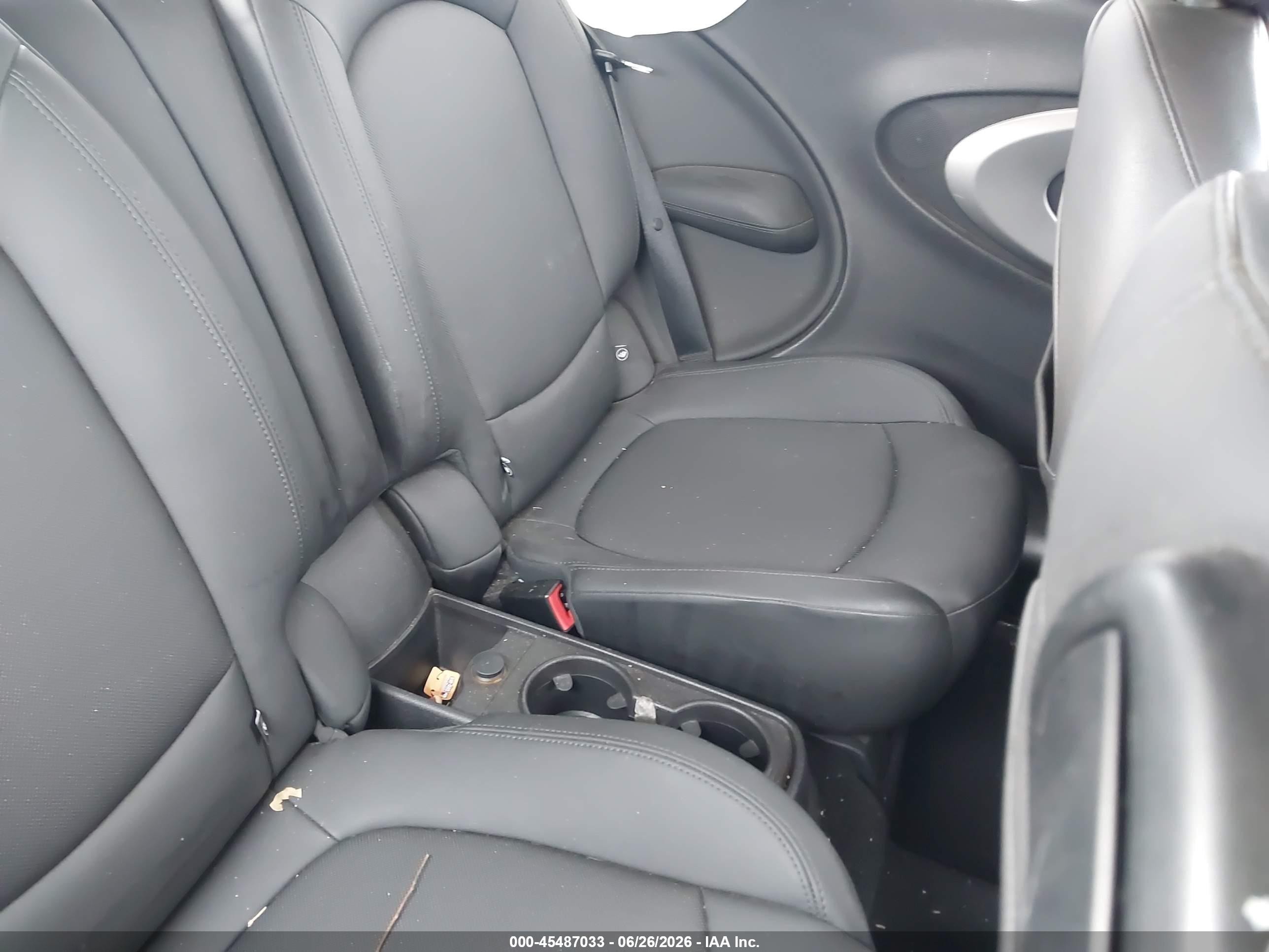 2014 Mini Paceman Cooper Blue vin: WMWSS1C55EWN94473