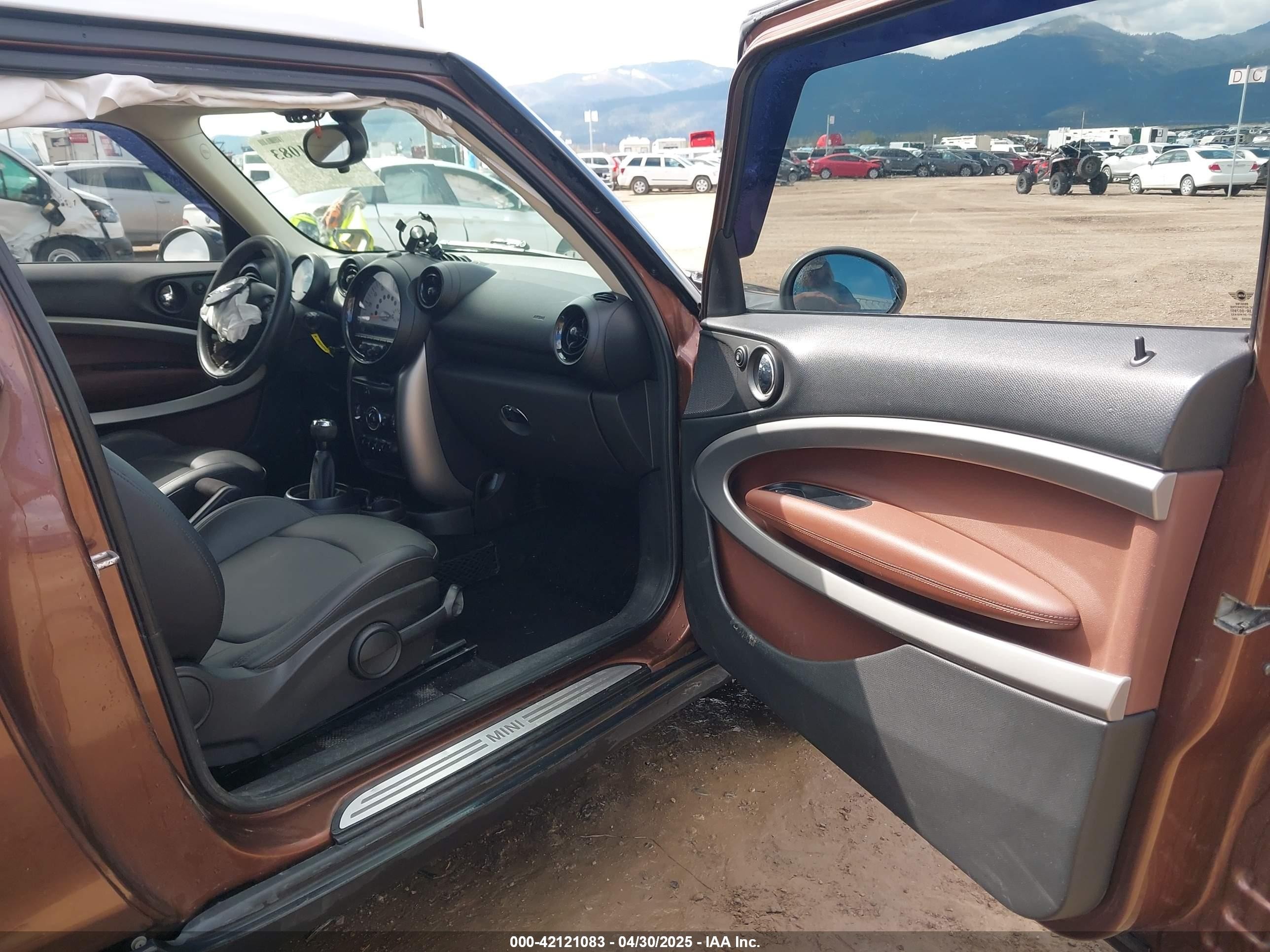 2014 Mini Paceman Cooper Brown vin: WMWSS1C57EWN46568