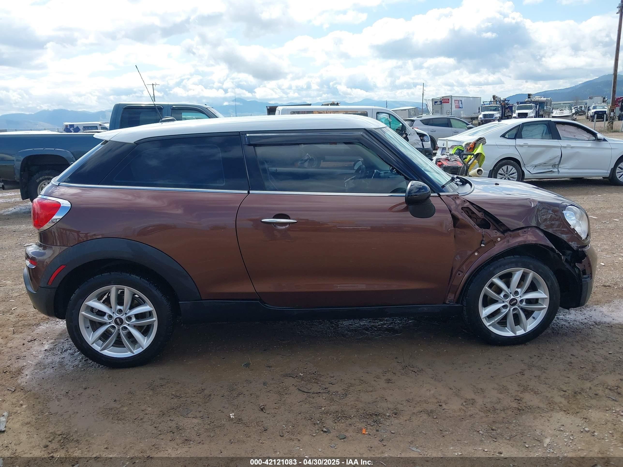 2014 Mini Paceman Cooper Brown vin: WMWSS1C57EWN46568