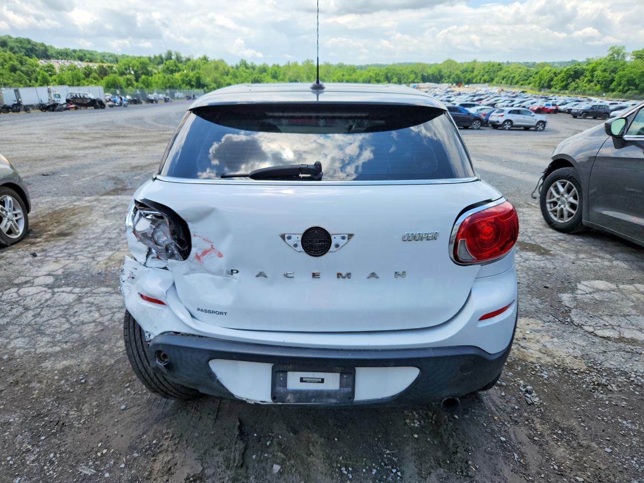 2014 Mini Cooper Paceman White vin: WMWSS1C58EWN94841