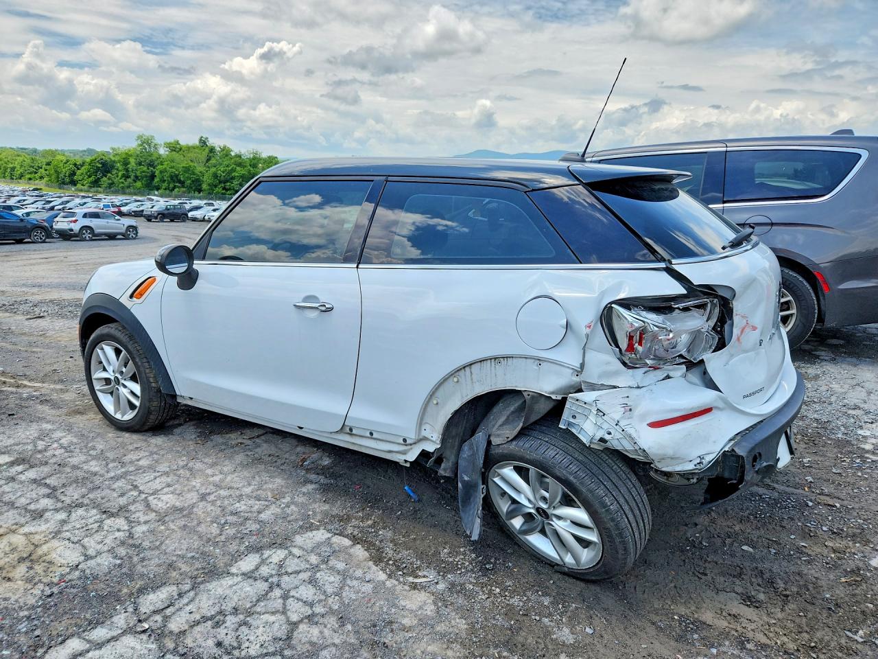 2014 Mini Cooper Paceman White vin: WMWSS1C58EWN94841