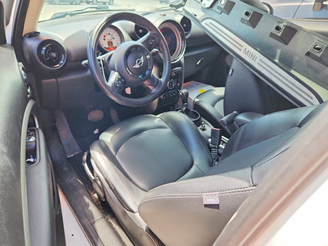 2014 Mini Cooper Paceman White vin: WMWSS1C58EWN94841