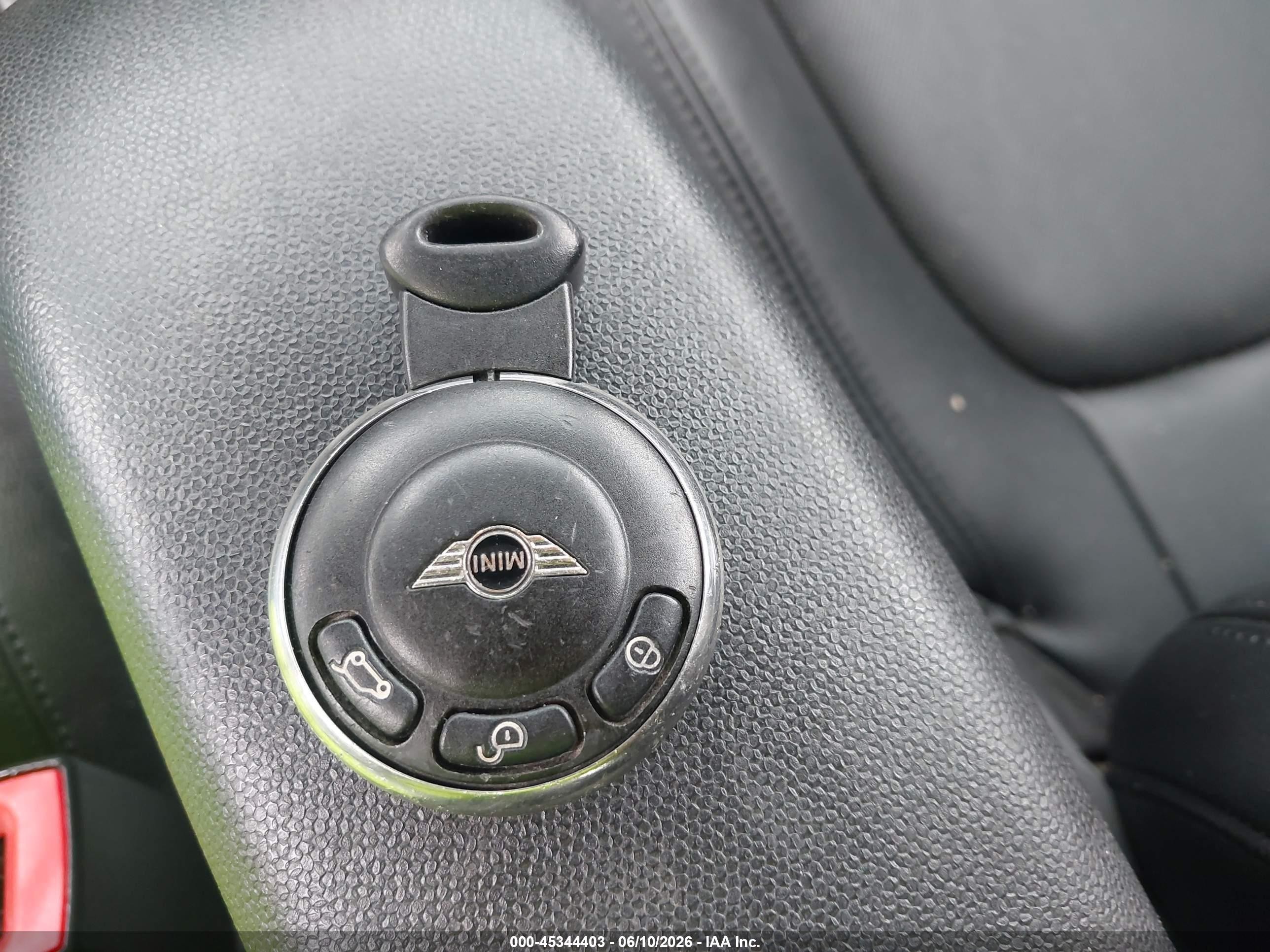 2014 Mini Paceman Cooper S Blue vin: WMWSS5C50EWN49772