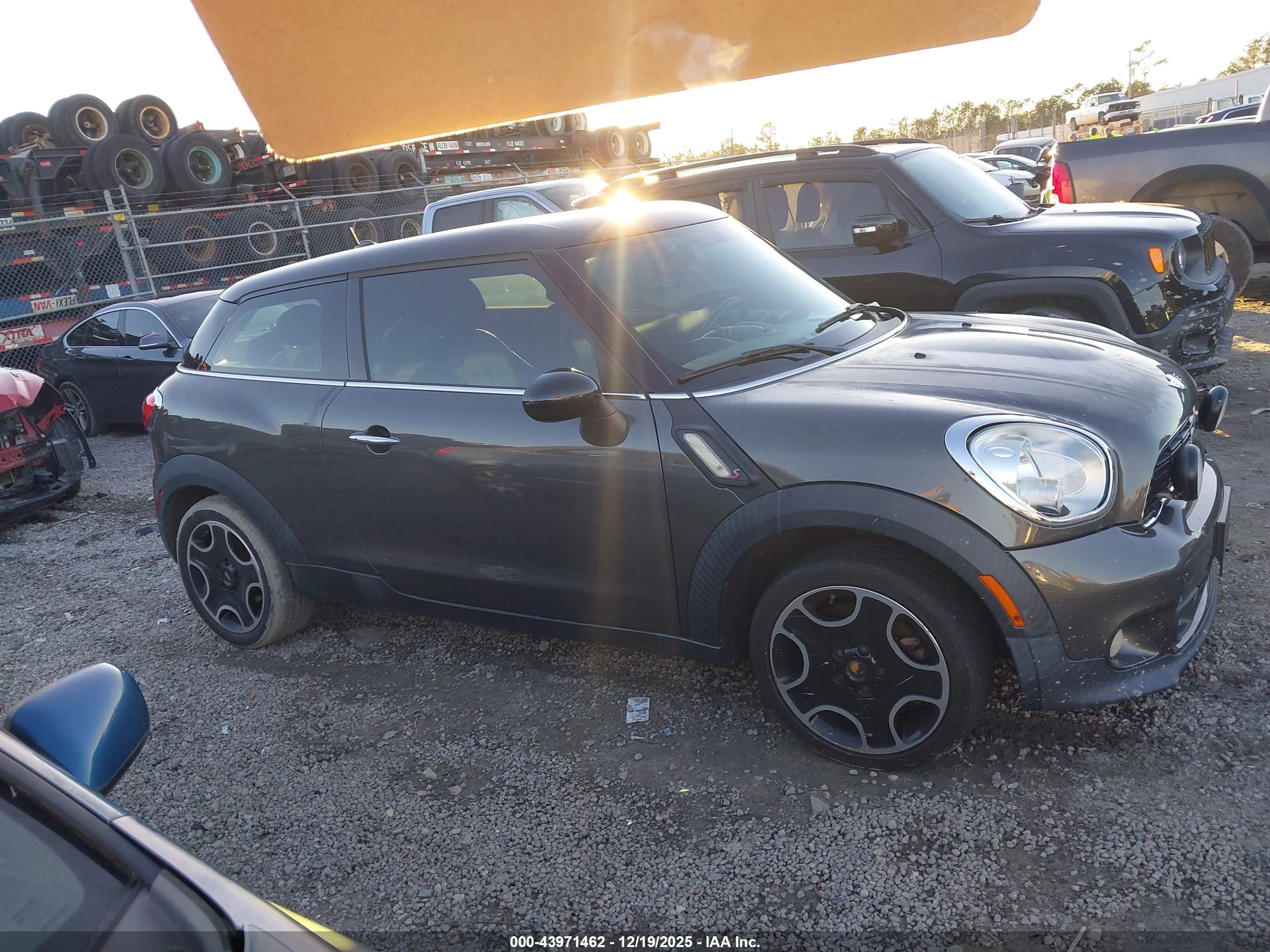 2014 Mini Paceman Cooper S Серый vin: WMWSS5C51EWN67262