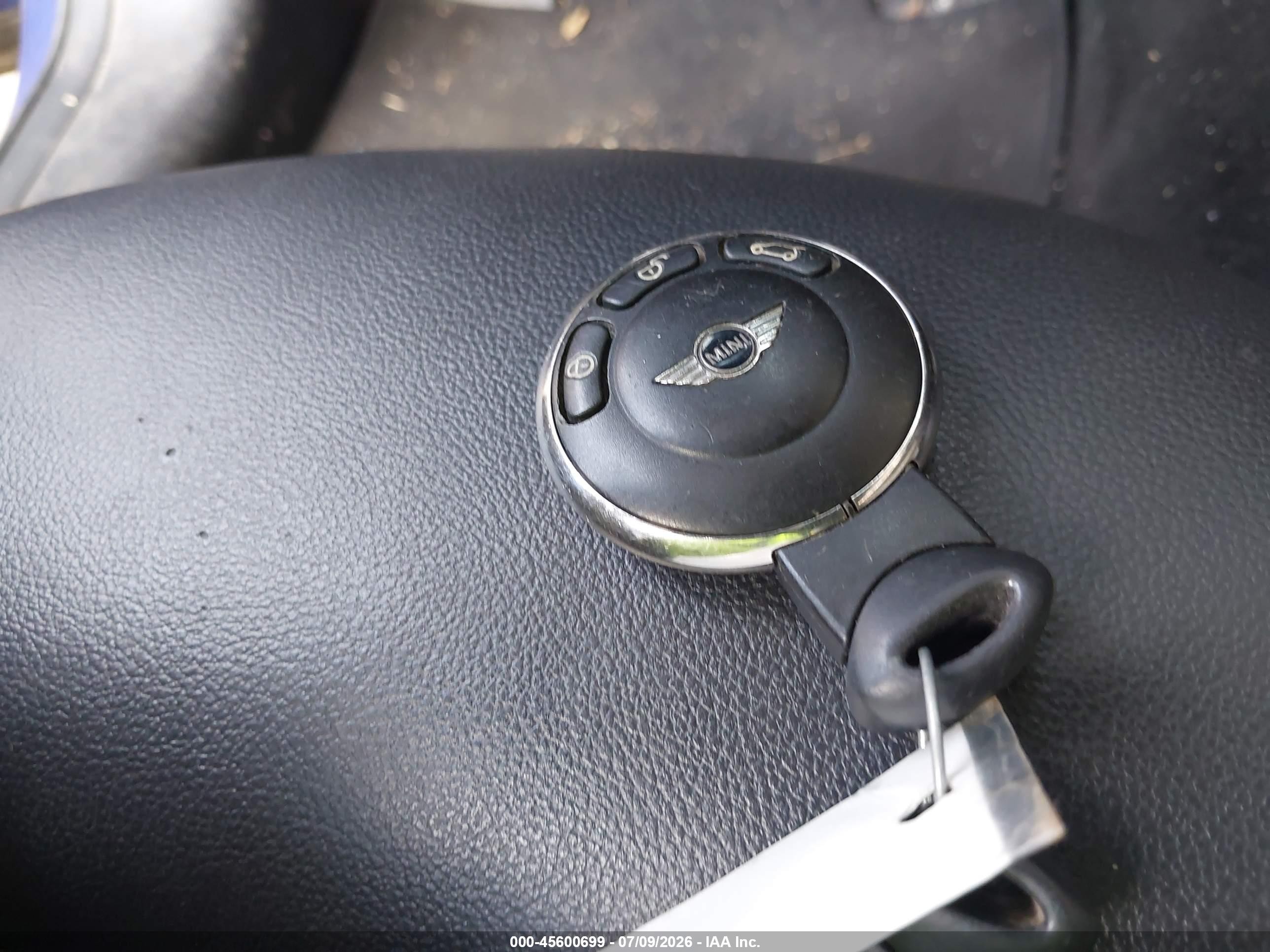 2013 Mini Paceman Cooper S Blue vin: WMWSS5C54DWN49532