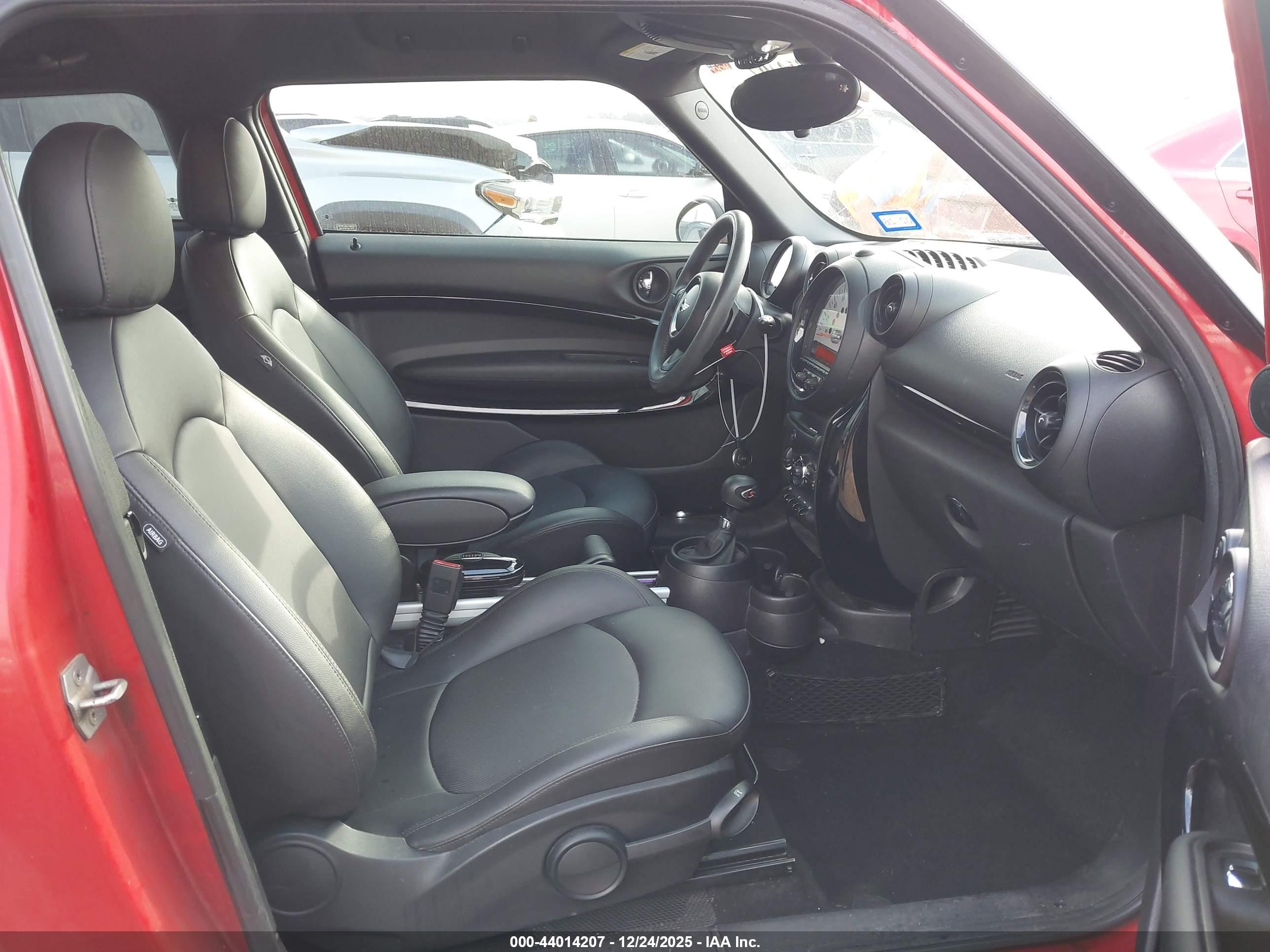 2014 Mini Paceman Cooper S Red vin: WMWSS5C55EWN67135