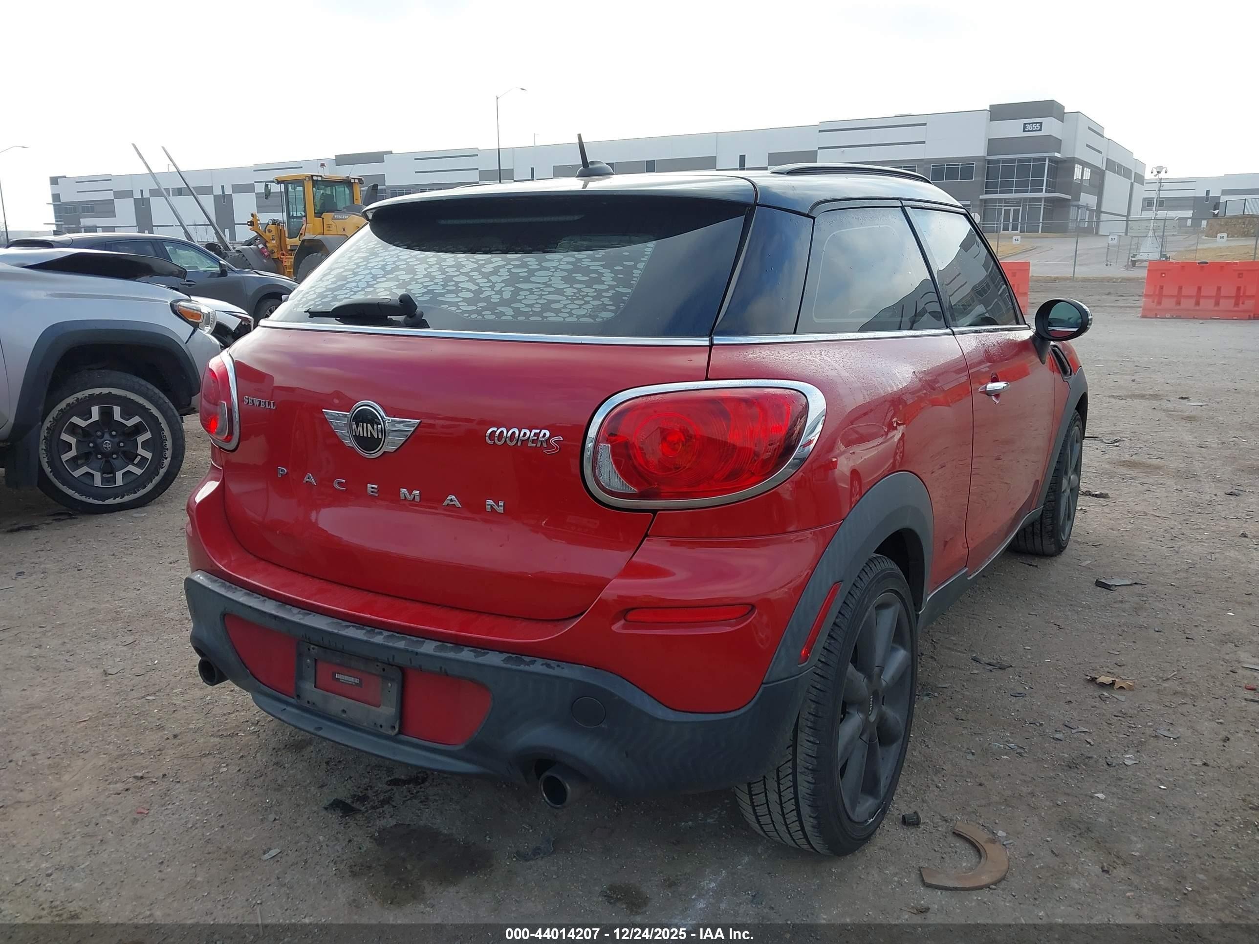 2014 Mini Paceman Cooper S Red vin: WMWSS5C55EWN67135