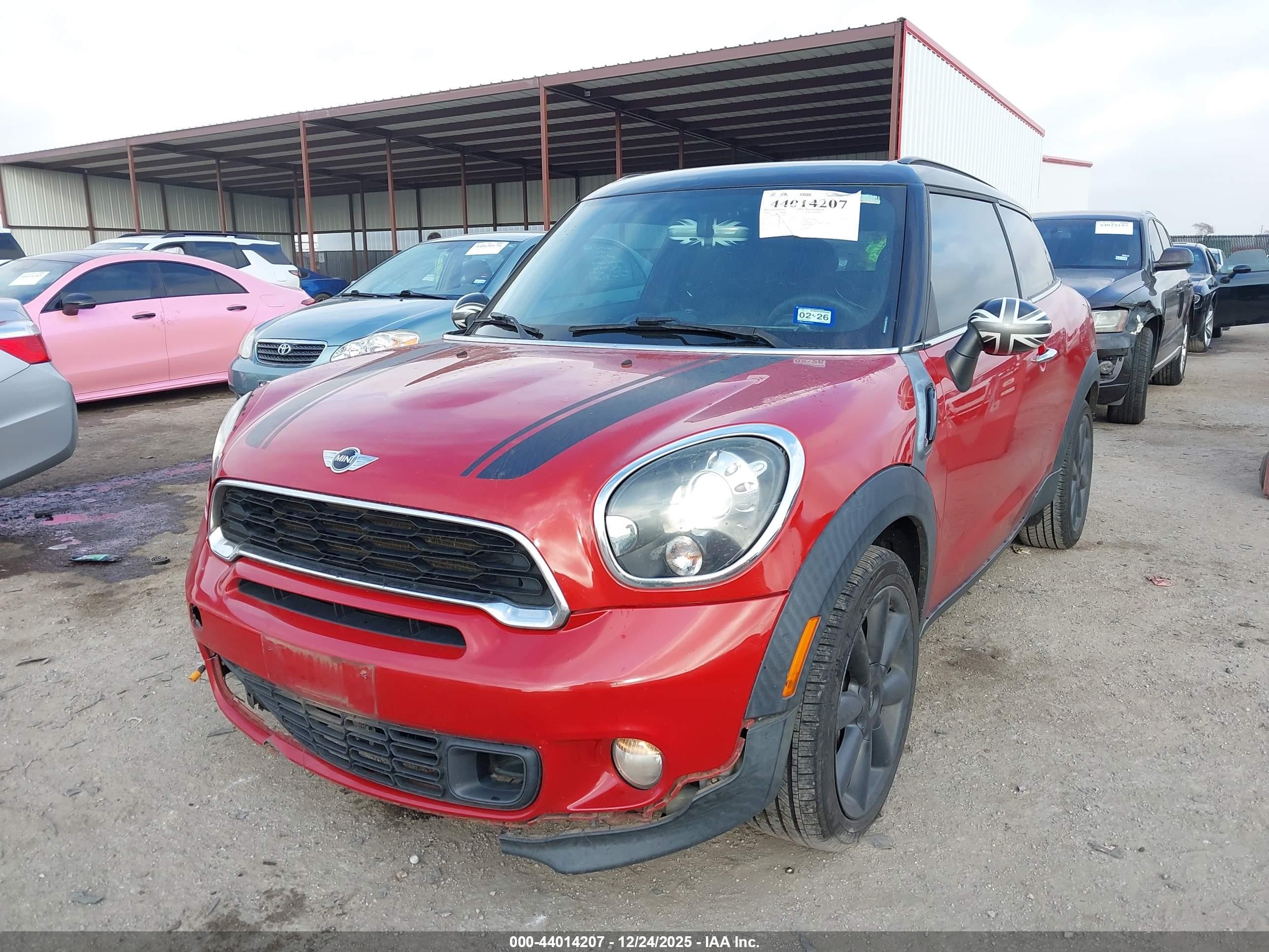 2014 Mini Paceman Cooper S Red vin: WMWSS5C55EWN67135