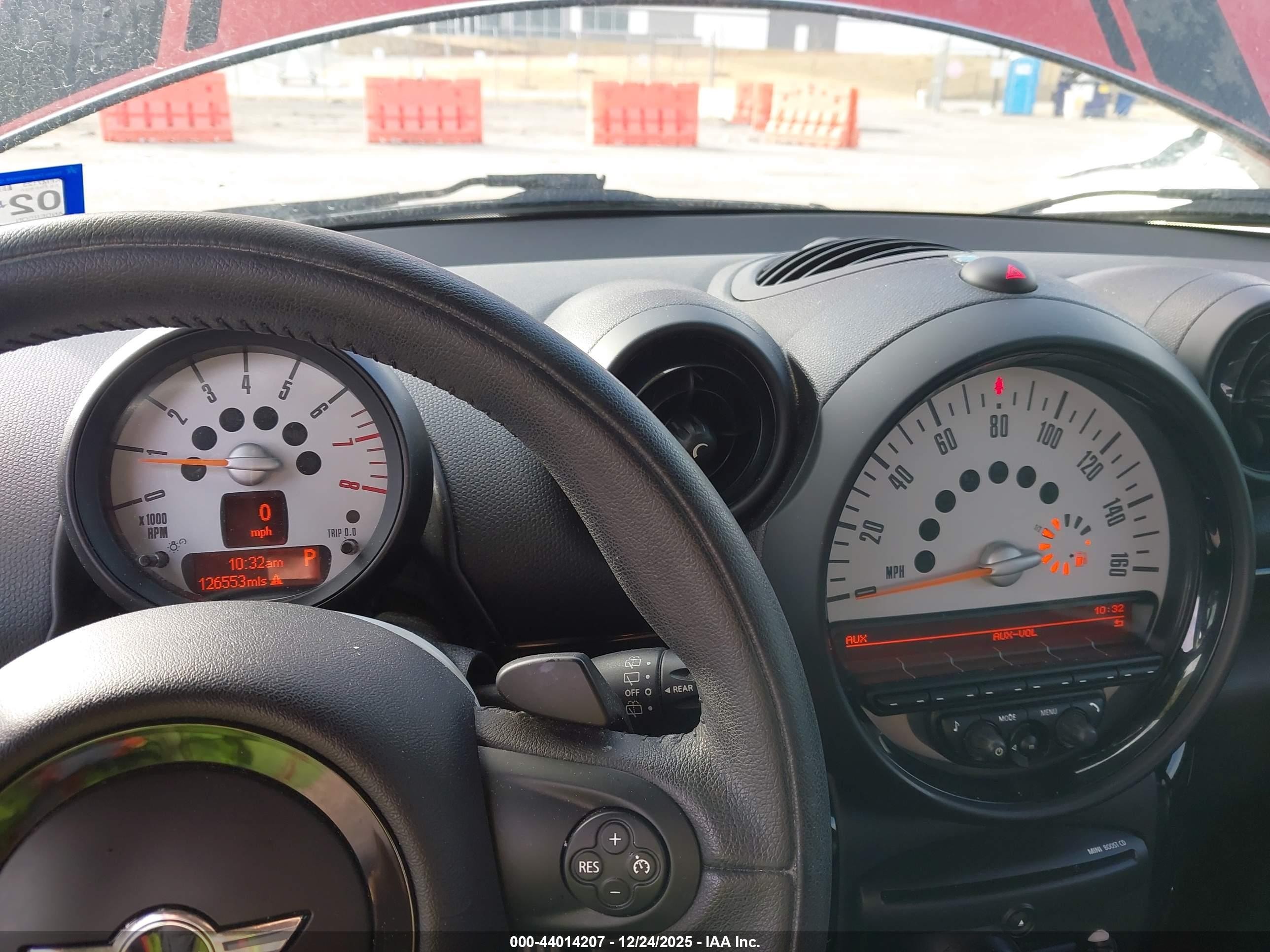 2014 Mini Paceman Cooper S Red vin: WMWSS5C55EWN67135