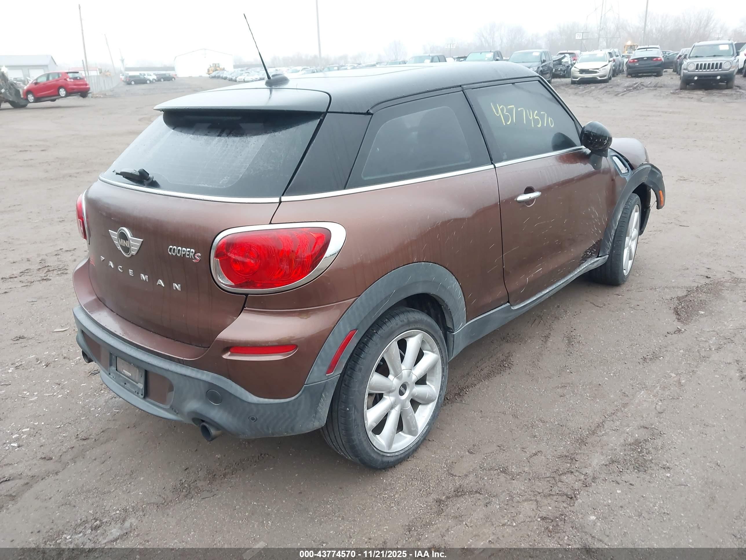 2014 Mini Paceman Cooper S Коричневый vin: WMWSS5C56EWN49680