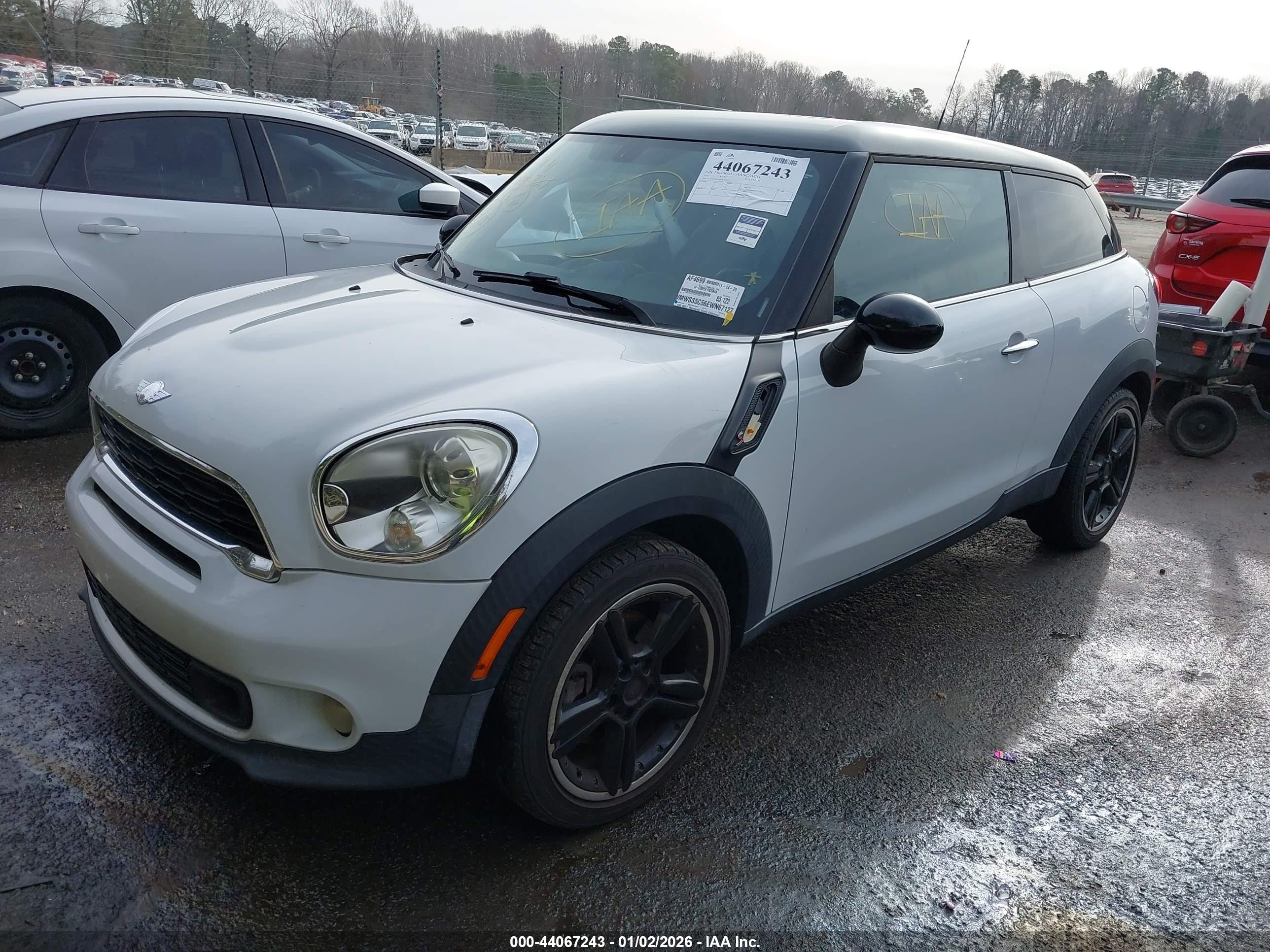 2014 Mini Cooper Paceman   White vin: WMWSS5C56EWN67127