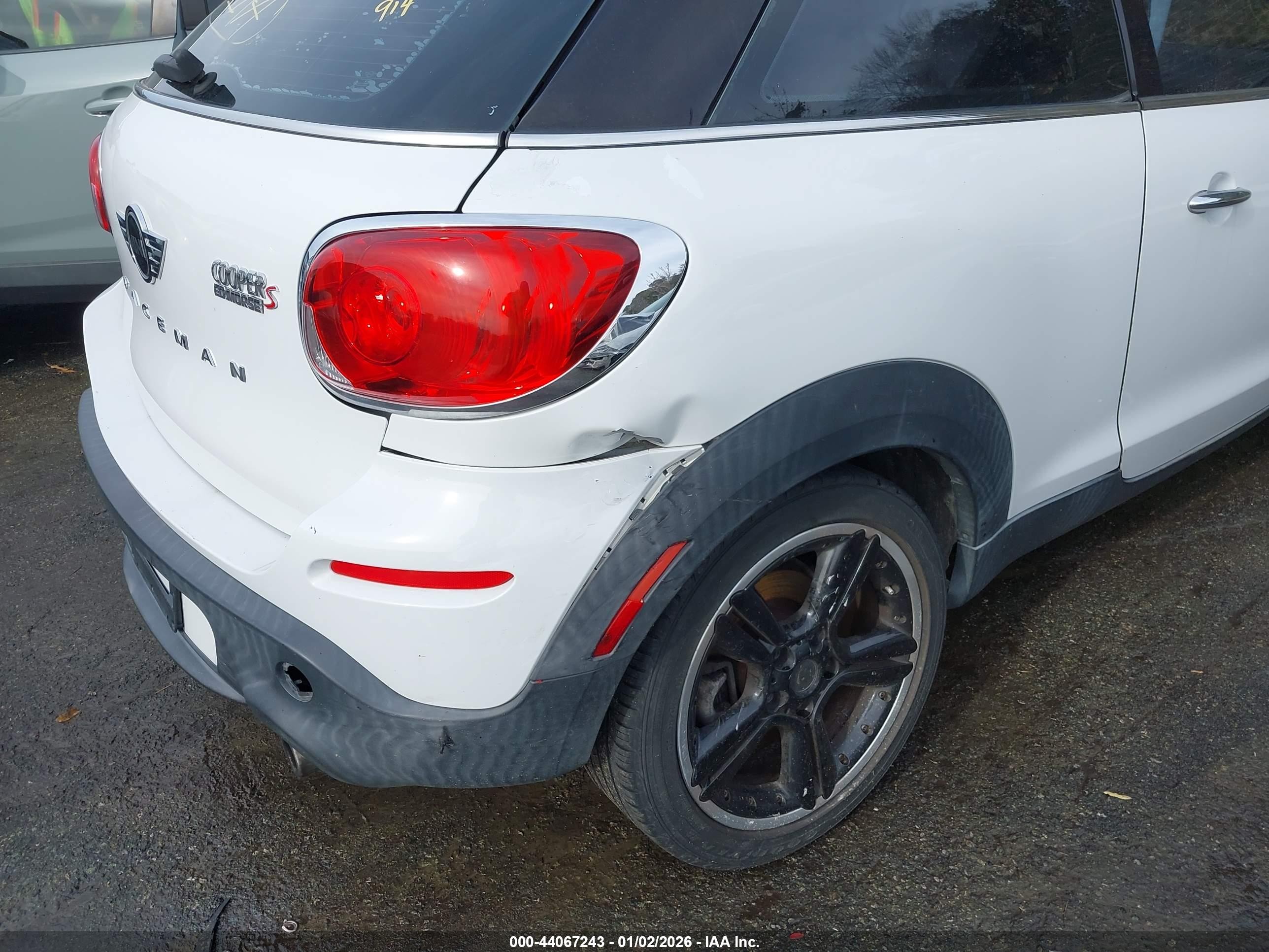 2014 Mini Cooper Paceman   White vin: WMWSS5C56EWN67127
