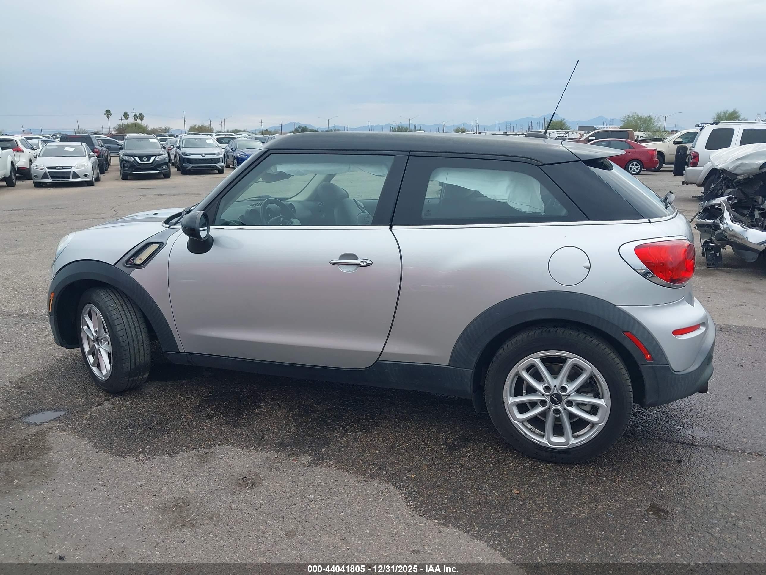 2015 Mini Paceman Cooper S Silver vin: WMWSS5C59FWT84452