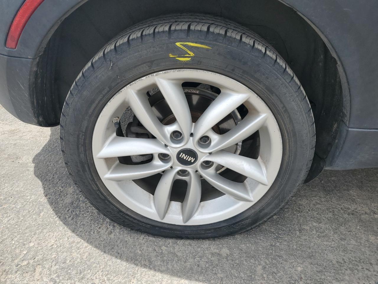 2014 Mini Cooper S Paceman Charcoal vin: WMWSS7C51EWN71825 Damage: Right Rear Wheel, Curb Rash, > 12 Inches