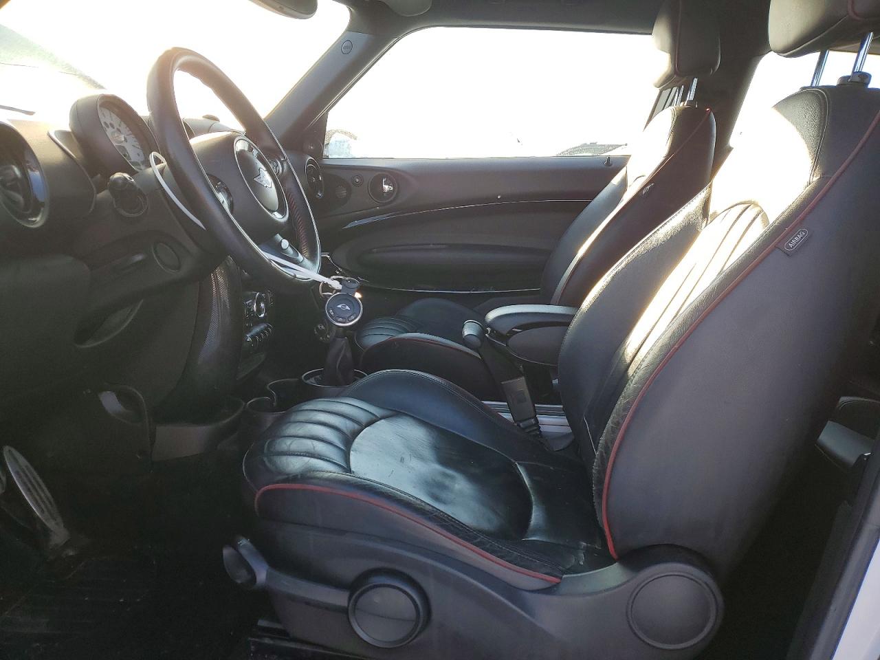 2014 Mini Cooper S Paceman White vin: WMWSS7C52EWN52345