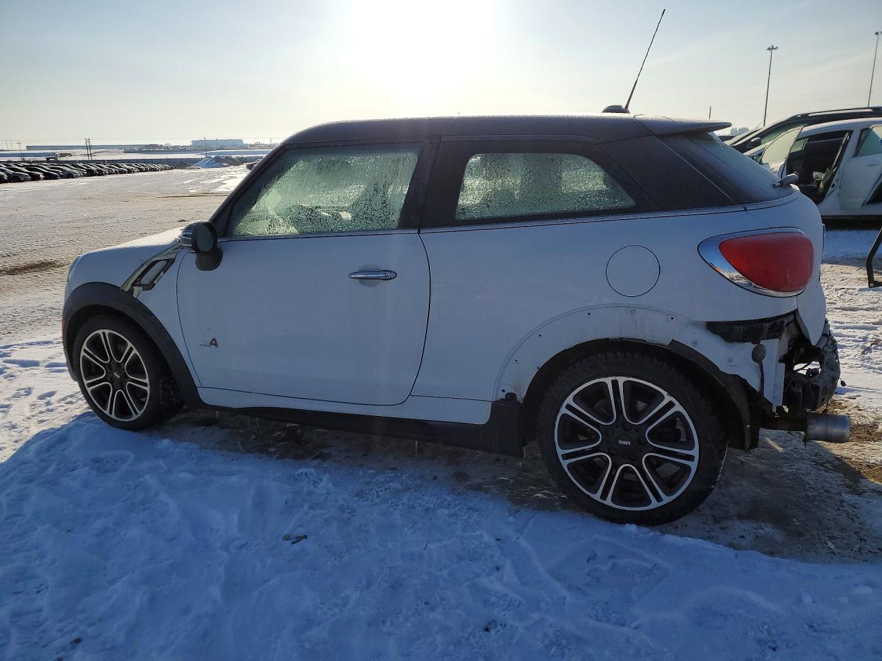 2014 Mini Cooper S Paceman White vin: WMWSS7C52EWN52345