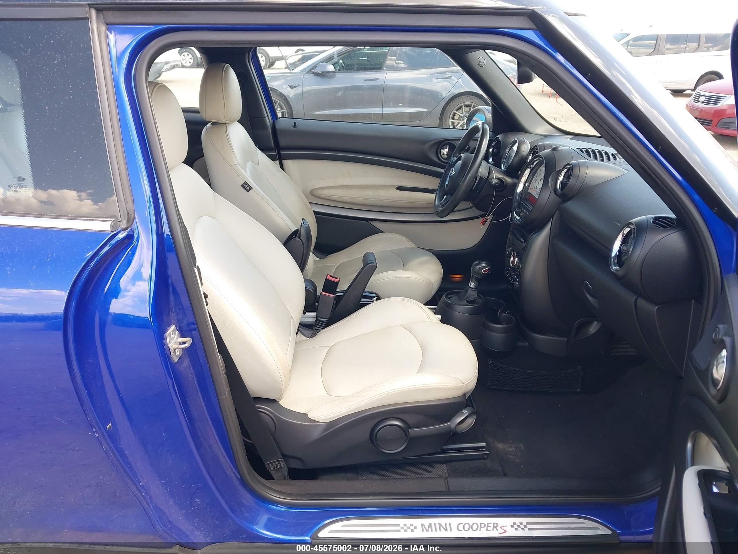 2013 Mini Paceman Cooper S Blue vin: WMWSS7C55DWN51849