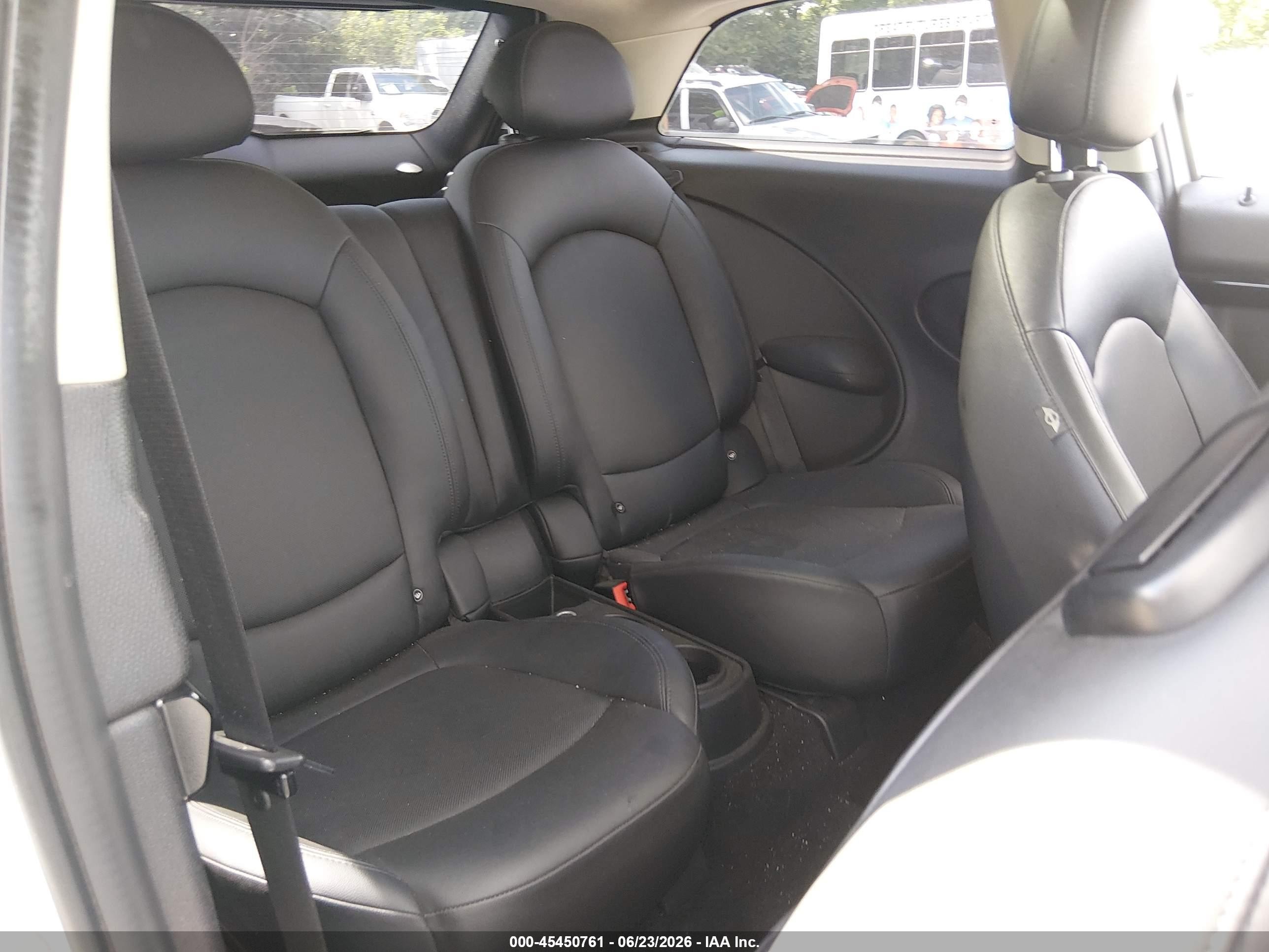 2014 Mini Paceman Cooper S Белый vin: WMWSS7C56EWN71917