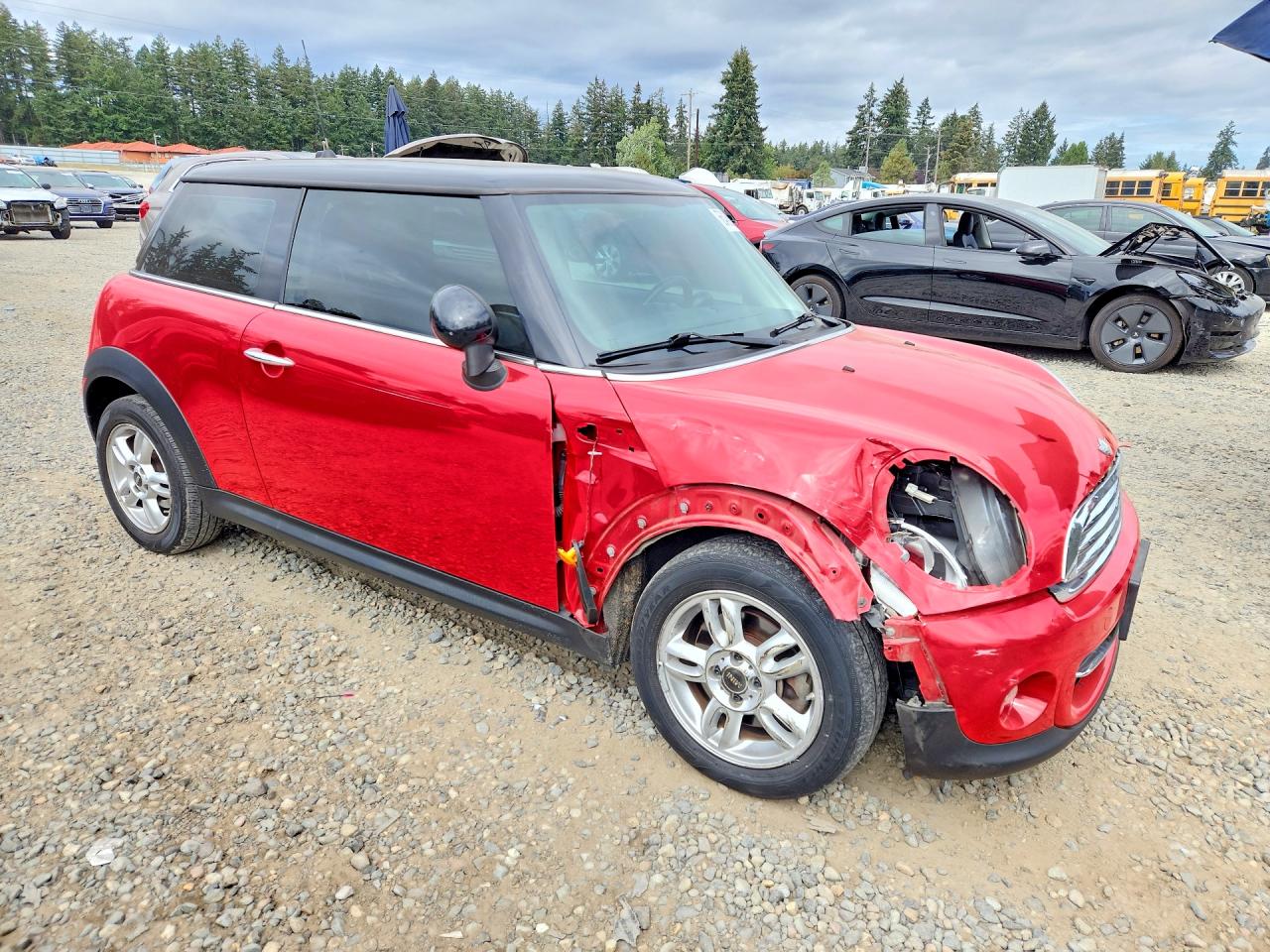 2012 Mini Cooper Red vin: WMWSU3C50CT258802