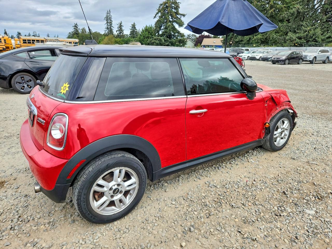 2012 Mini Cooper Red vin: WMWSU3C50CT258802