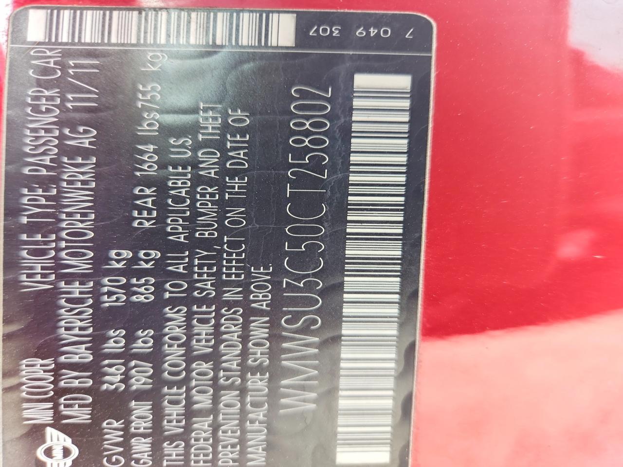 2012 Mini Cooper Red vin: WMWSU3C50CT258802