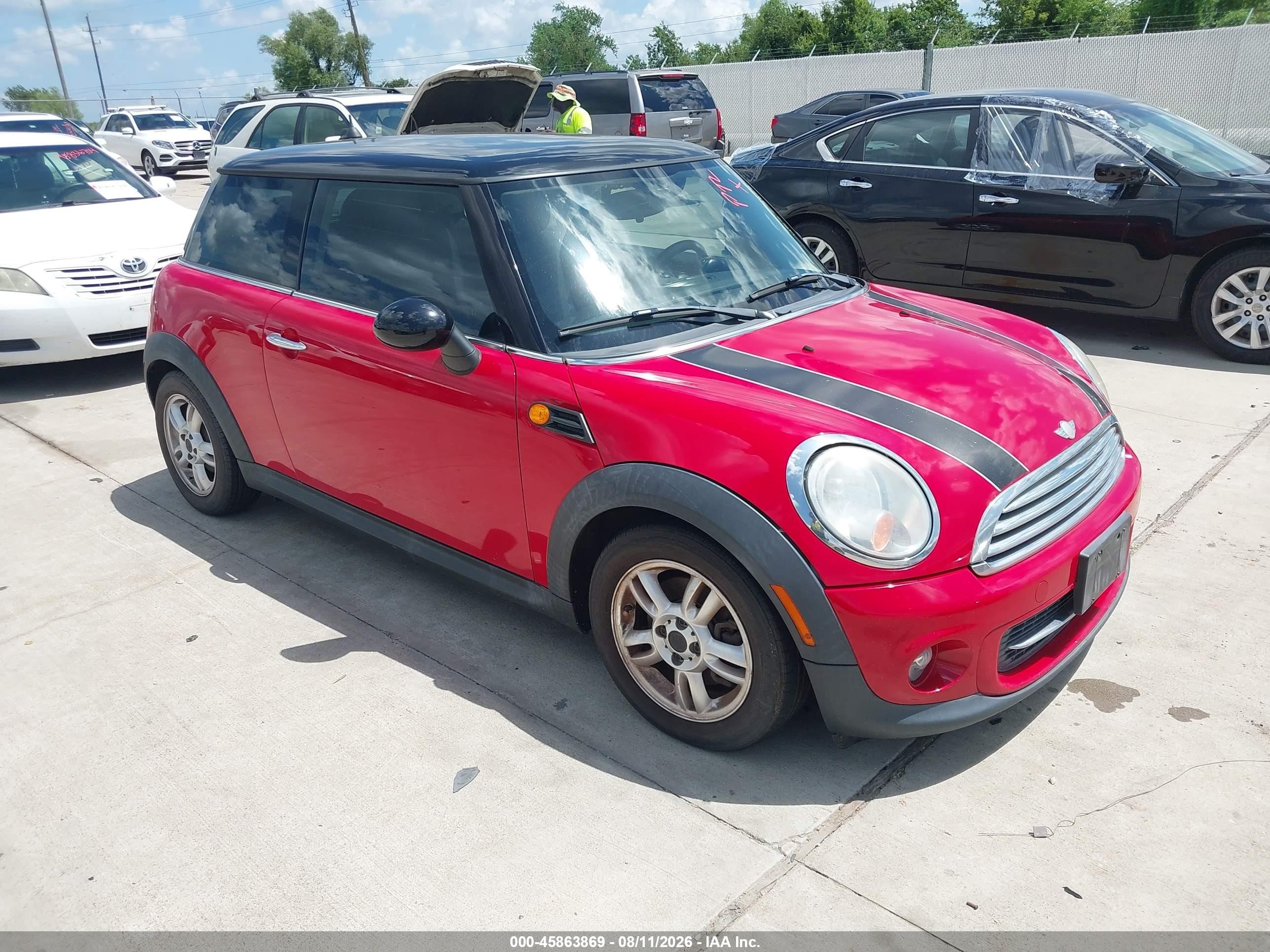 2013 Mini Hardtop Cooper Red vin: WMWSU3C50DT372803
