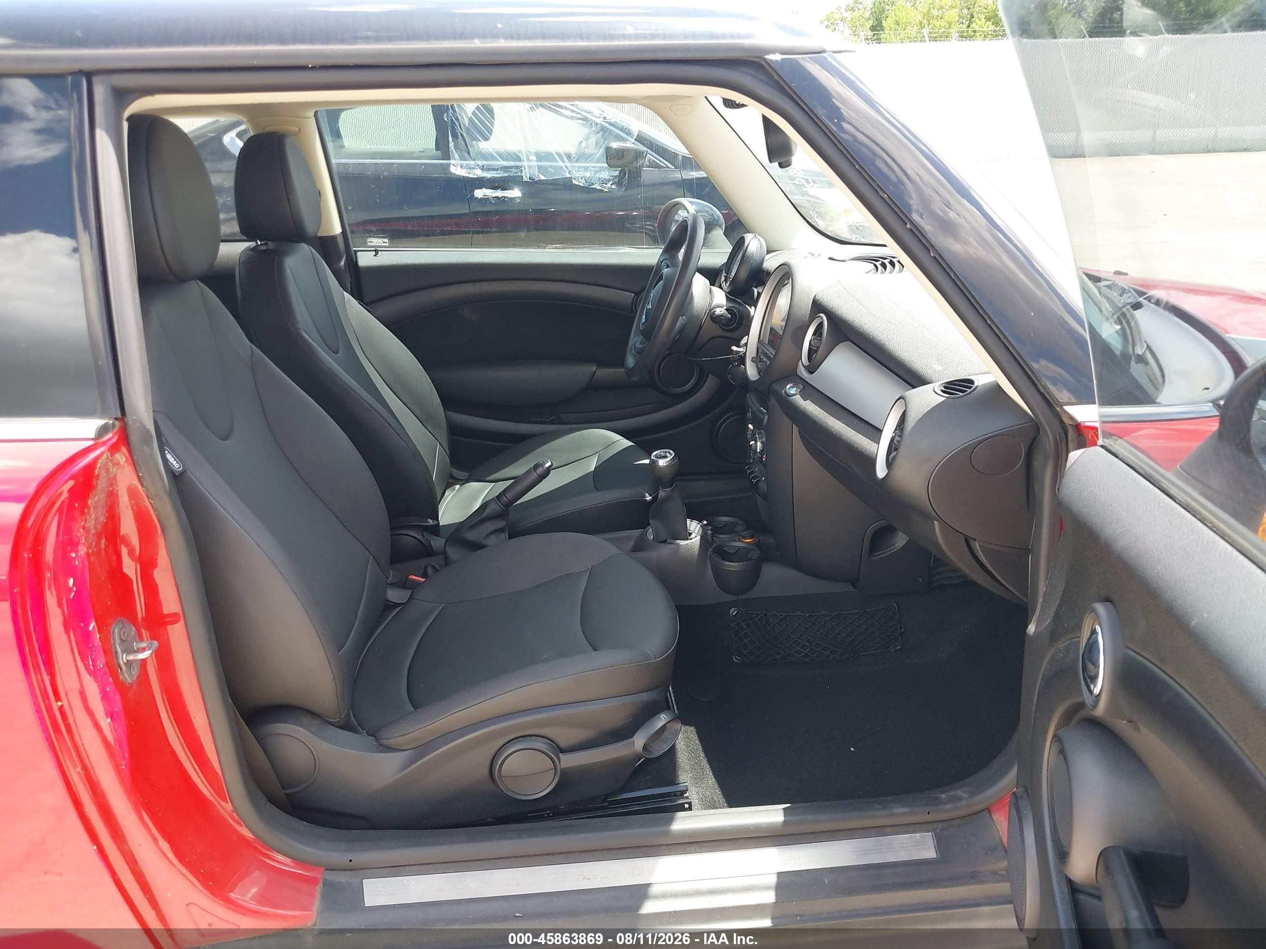 2013 Mini Hardtop Cooper Red vin: WMWSU3C50DT372803