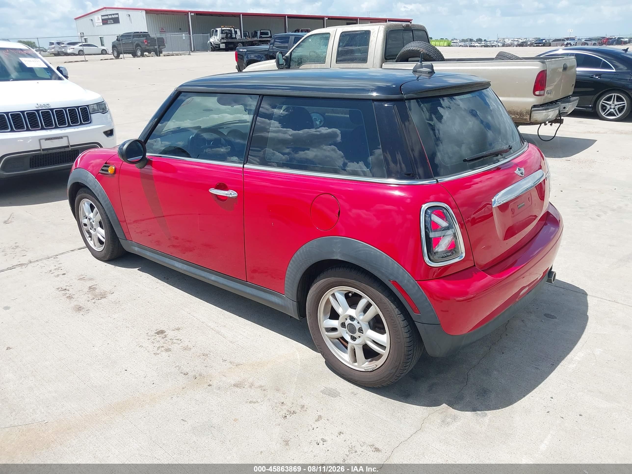 2013 Mini Hardtop Cooper Red vin: WMWSU3C50DT372803