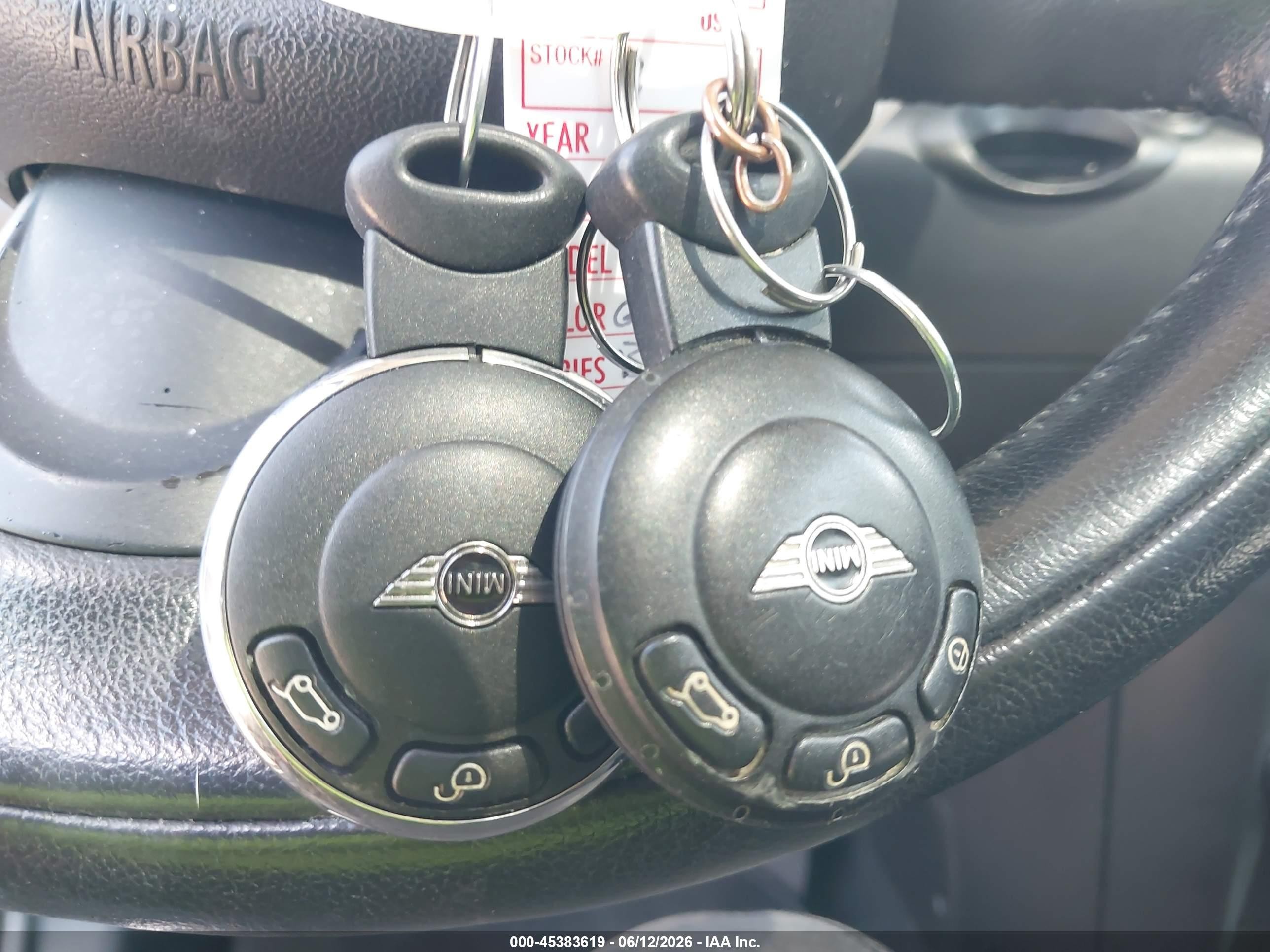 2012 Mini Cooper   Золотой vin: WMWSU3C51CT255469