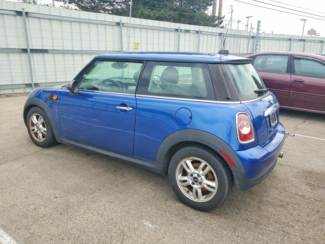 2013 Mini Cooper Blue vin: WMWSU3C51DT689280