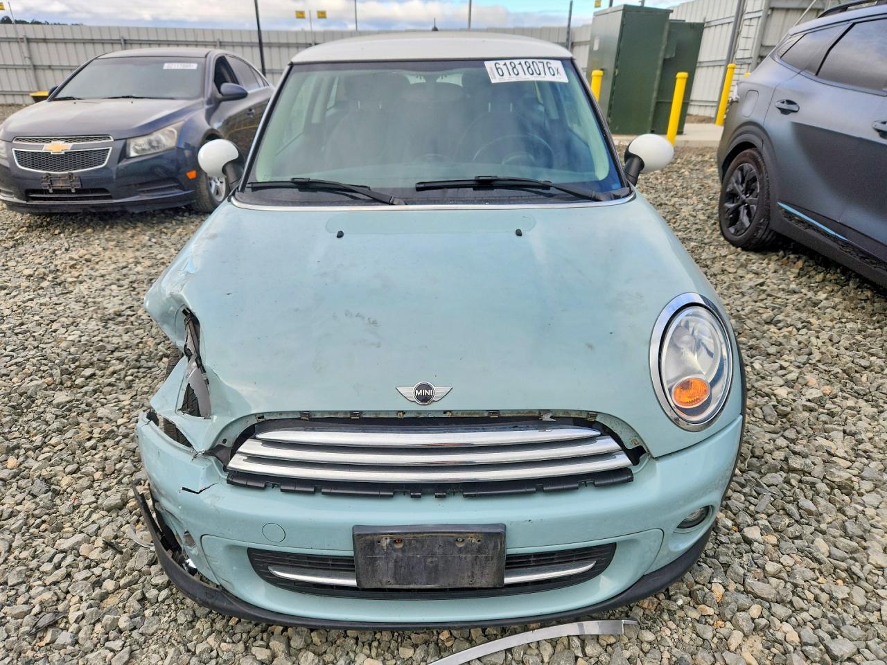 2013 Mini Cooper Turquoise vin: WMWSU3C52DT544572